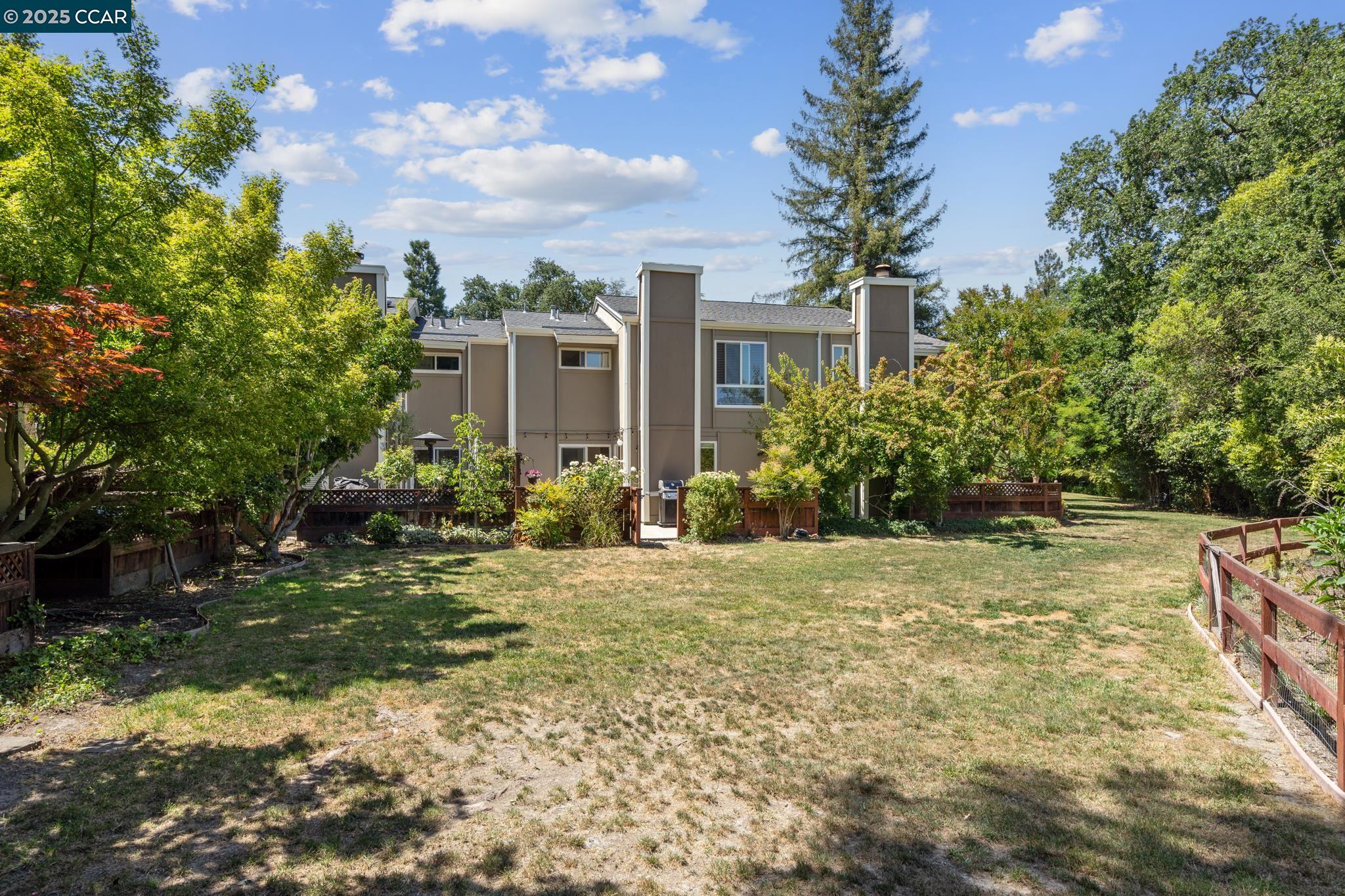 Photo #41: 41101586 Listing: Photo #41