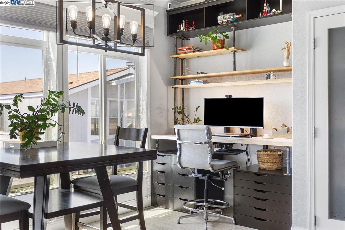 Detail Gallery Image 12 of 45 For 3015 E Bayshore Road #423 #423,  Redwood City,  CA 94063 - 3 Beds | 2 Baths