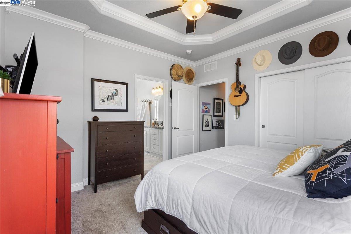 Detail Gallery Image 16 of 45 For 3015 E Bayshore Road #423 #423,  Redwood City,  CA 94063 - 3 Beds | 2 Baths