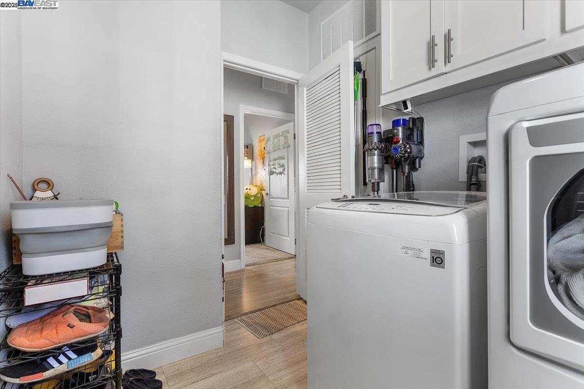 Detail Gallery Image 30 of 45 For 3015 E Bayshore Road #423 #423,  Redwood City,  CA 94063 - 3 Beds | 2 Baths
