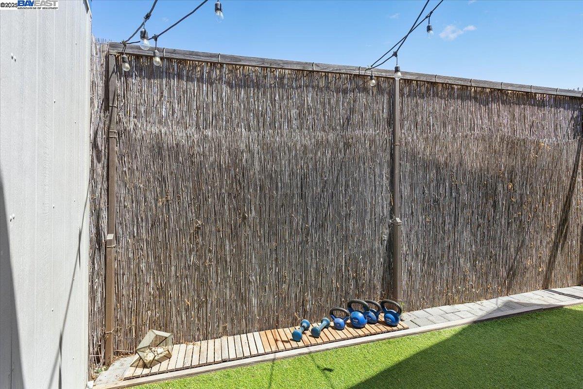 Detail Gallery Image 32 of 45 For 3015 E Bayshore Road #423 #423,  Redwood City,  CA 94063 - 3 Beds | 2 Baths