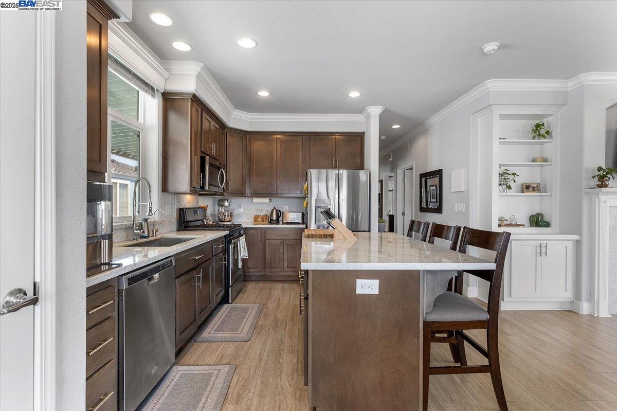 Detail Gallery Image 9 of 45 For 3015 E Bayshore Road #423 #423,  Redwood City,  CA 94063 - 3 Beds | 2 Baths