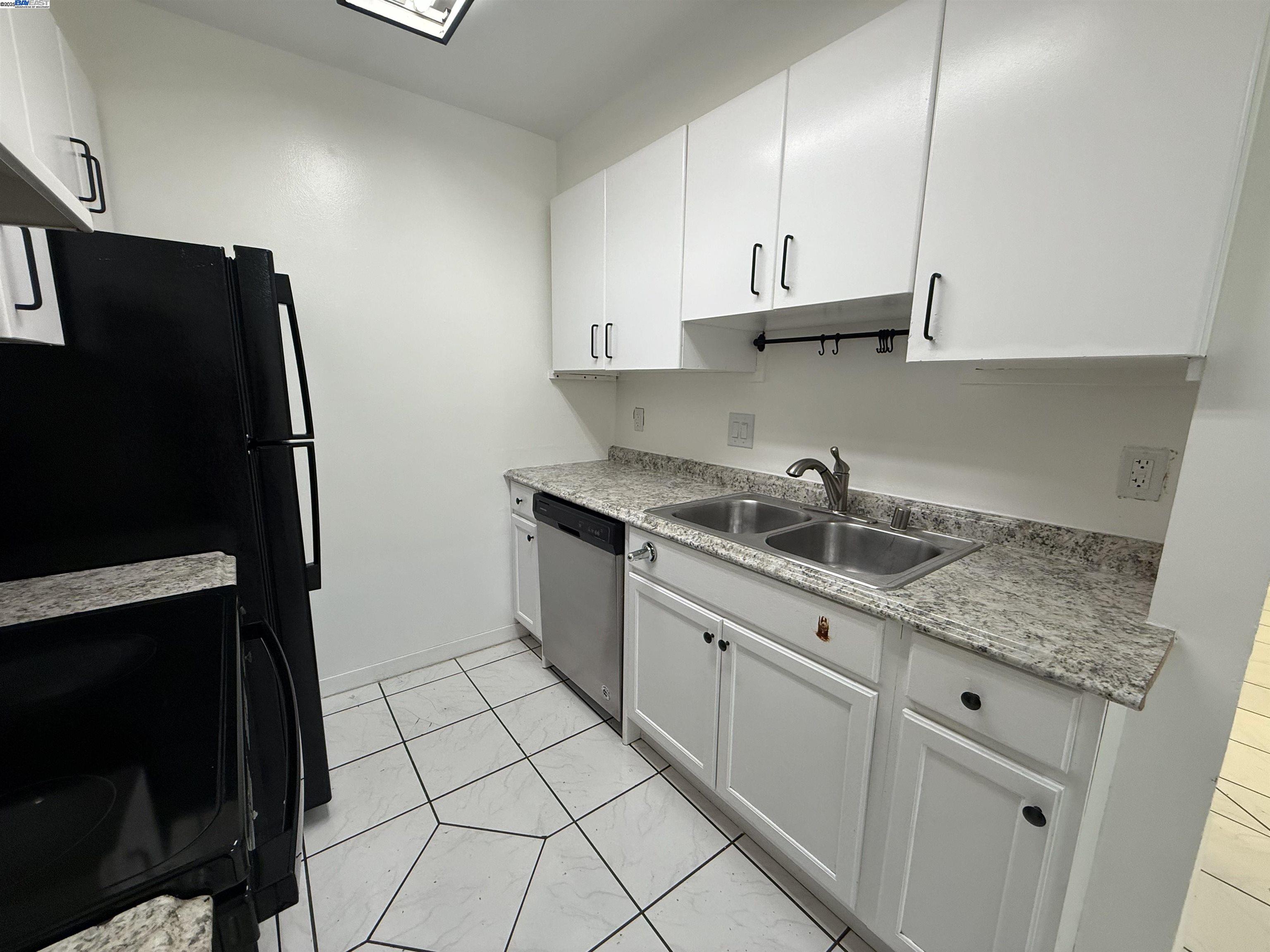 Photo #4: 41101598 Listing: Photo #4
