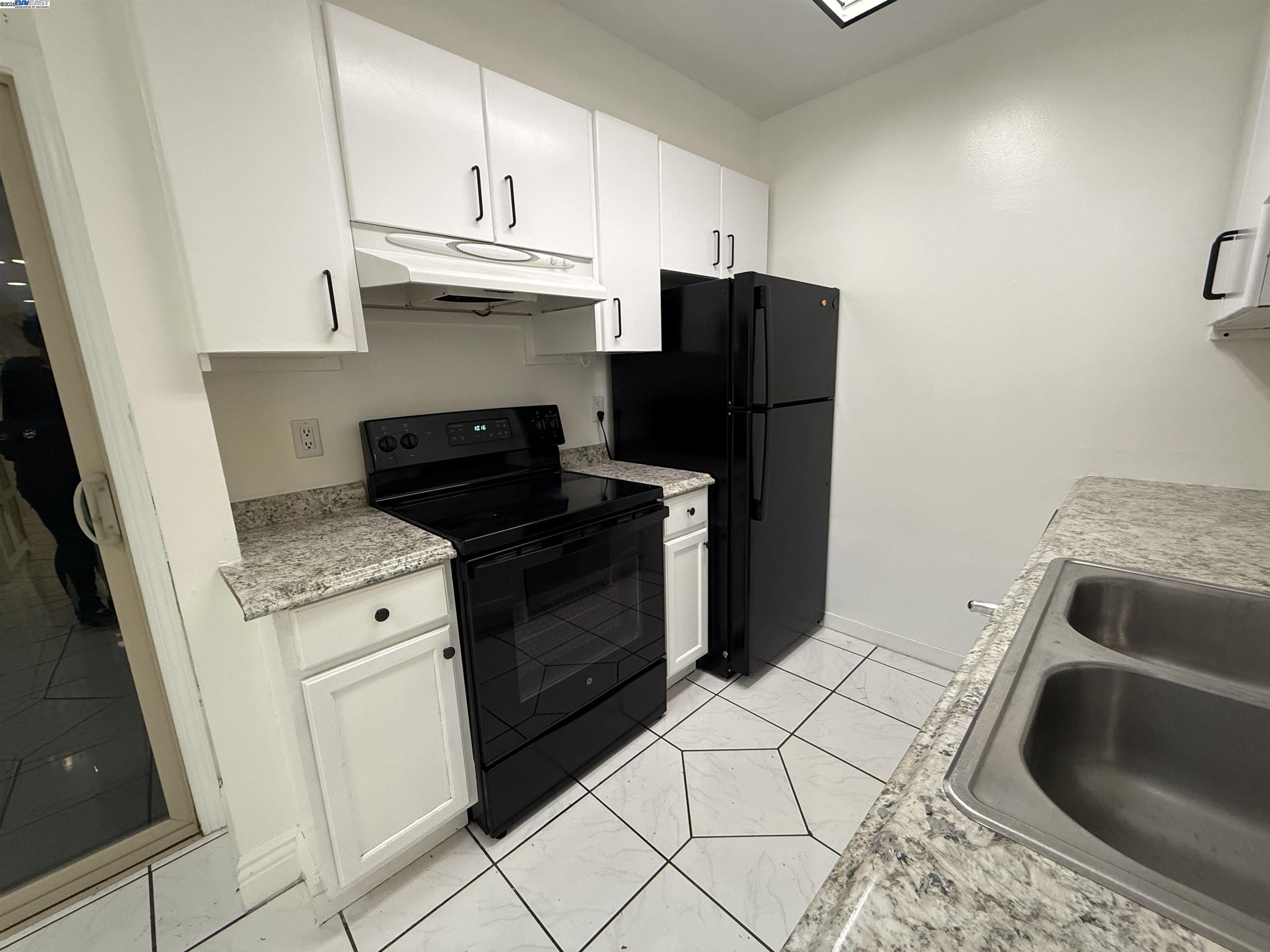 Photo #5: 41101598 Listing: Photo #5