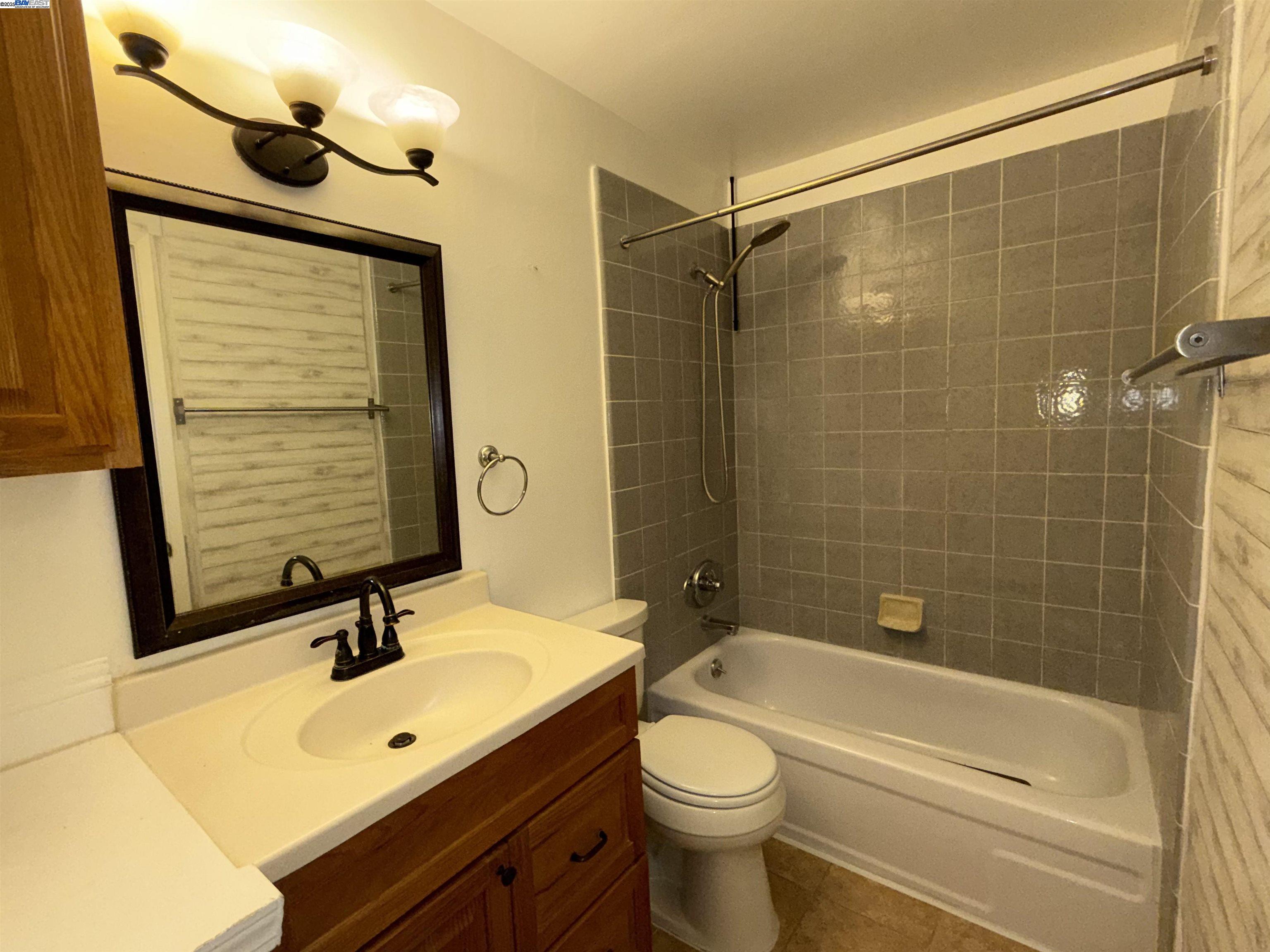 Photo #6: 41101598 Listing: Photo #6