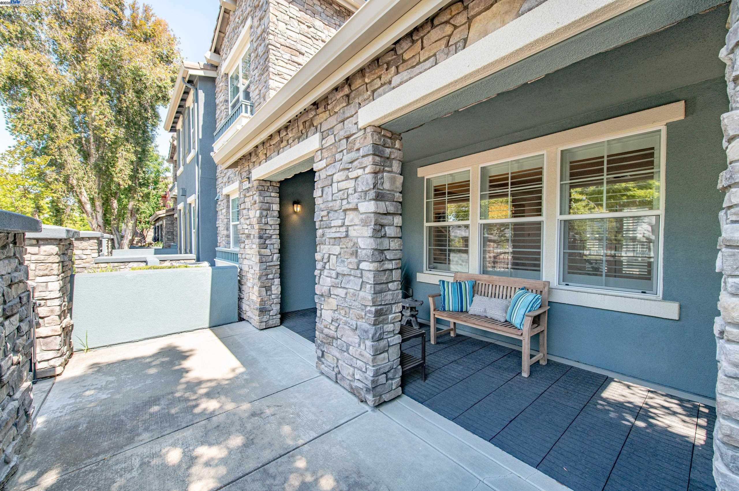 Photo #2: 41101604 Listing 