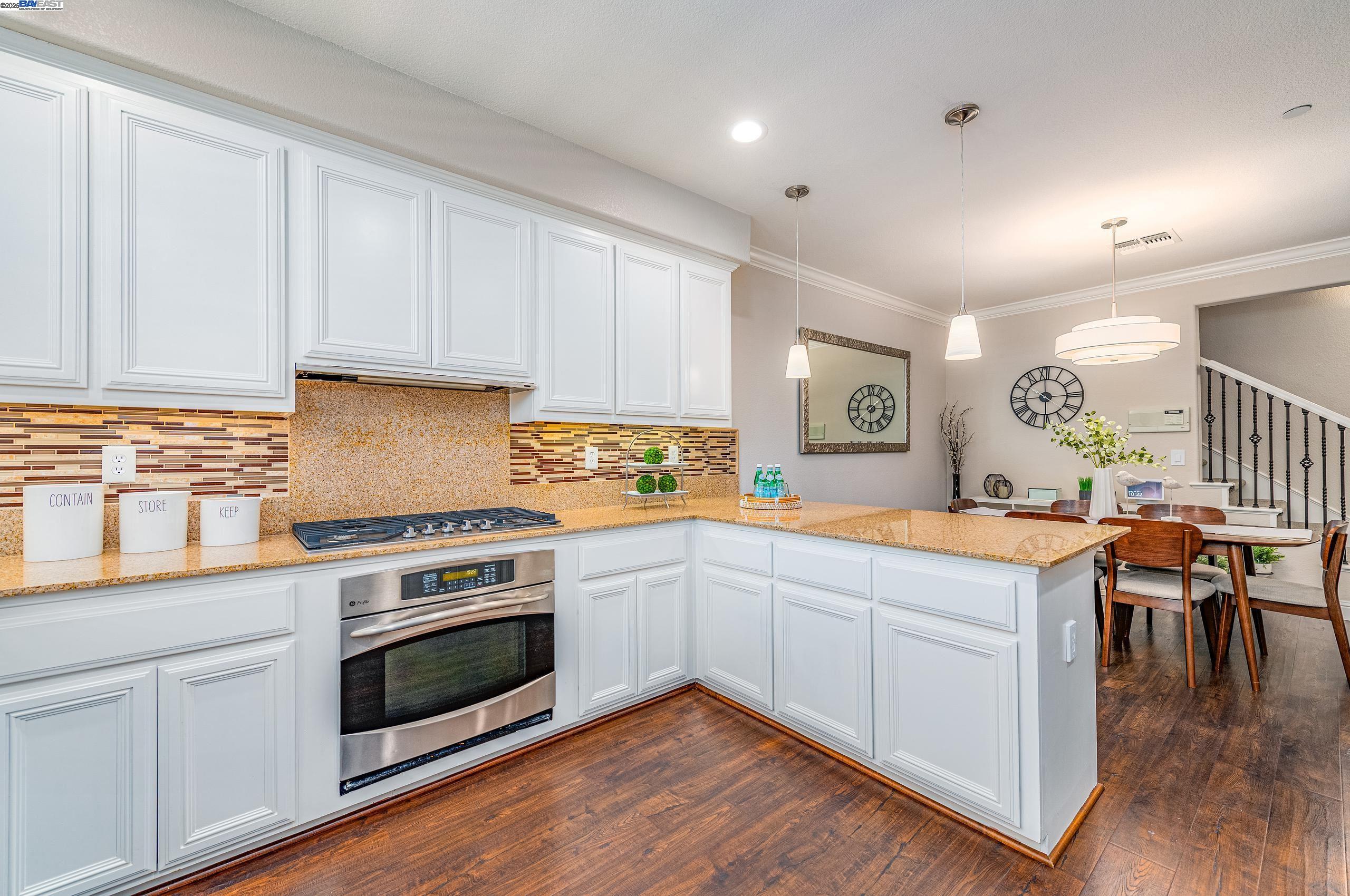 Photo #11: 41101604 Listing: Photo #11