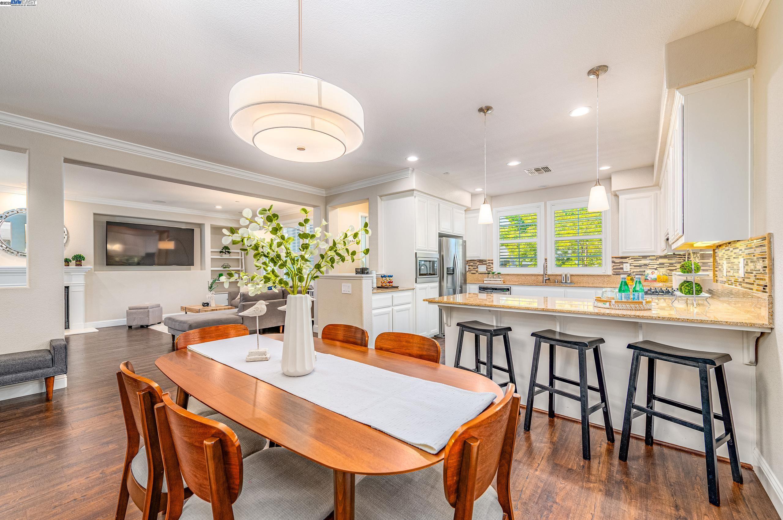 Photo #8: 41101604 Listing: Photo #8