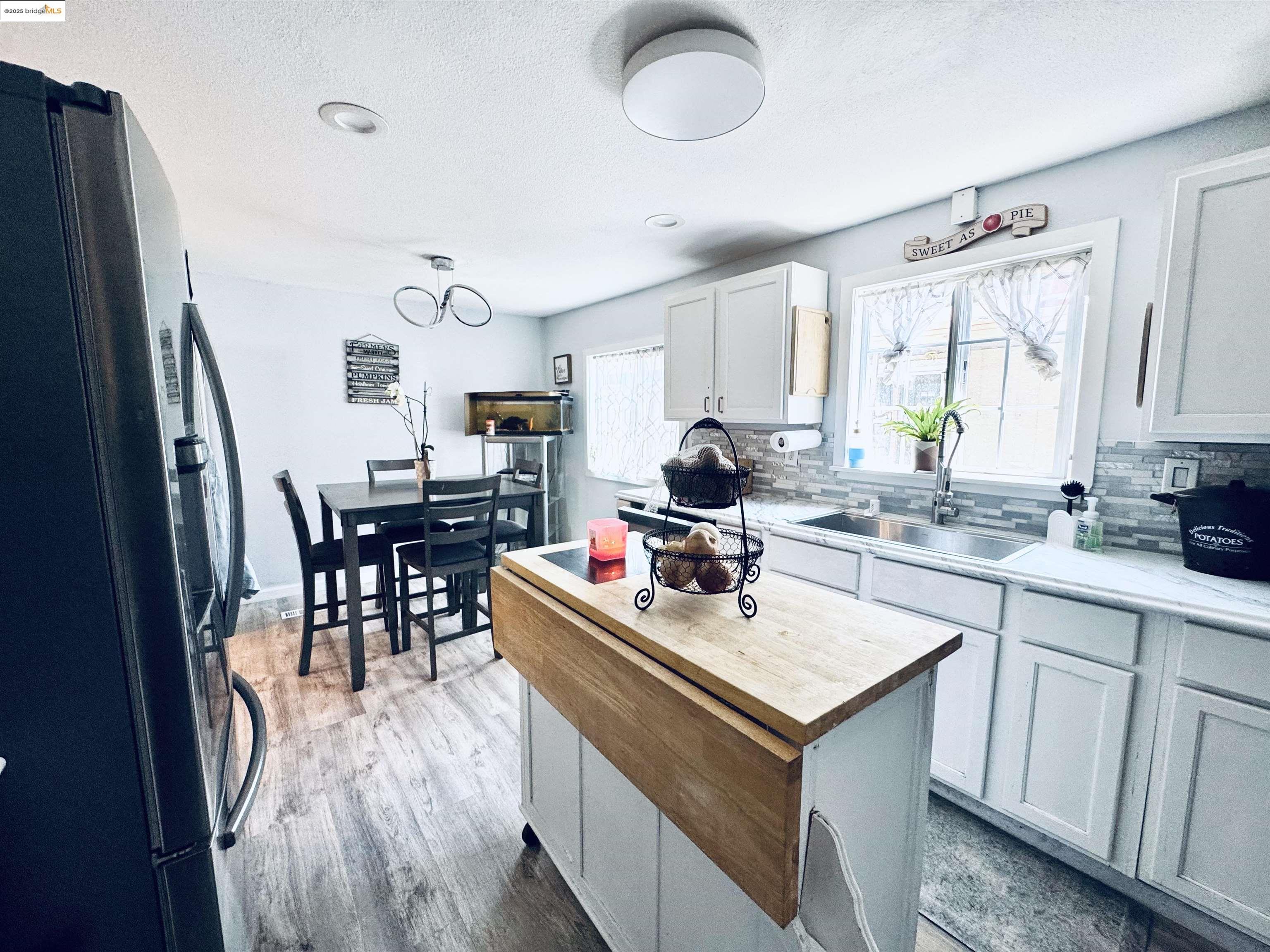 Detail Gallery Image 11 of 27 For 812 W Clover Road #89,  Tracy,  CA 95376 - 3 Beds | 2 Baths