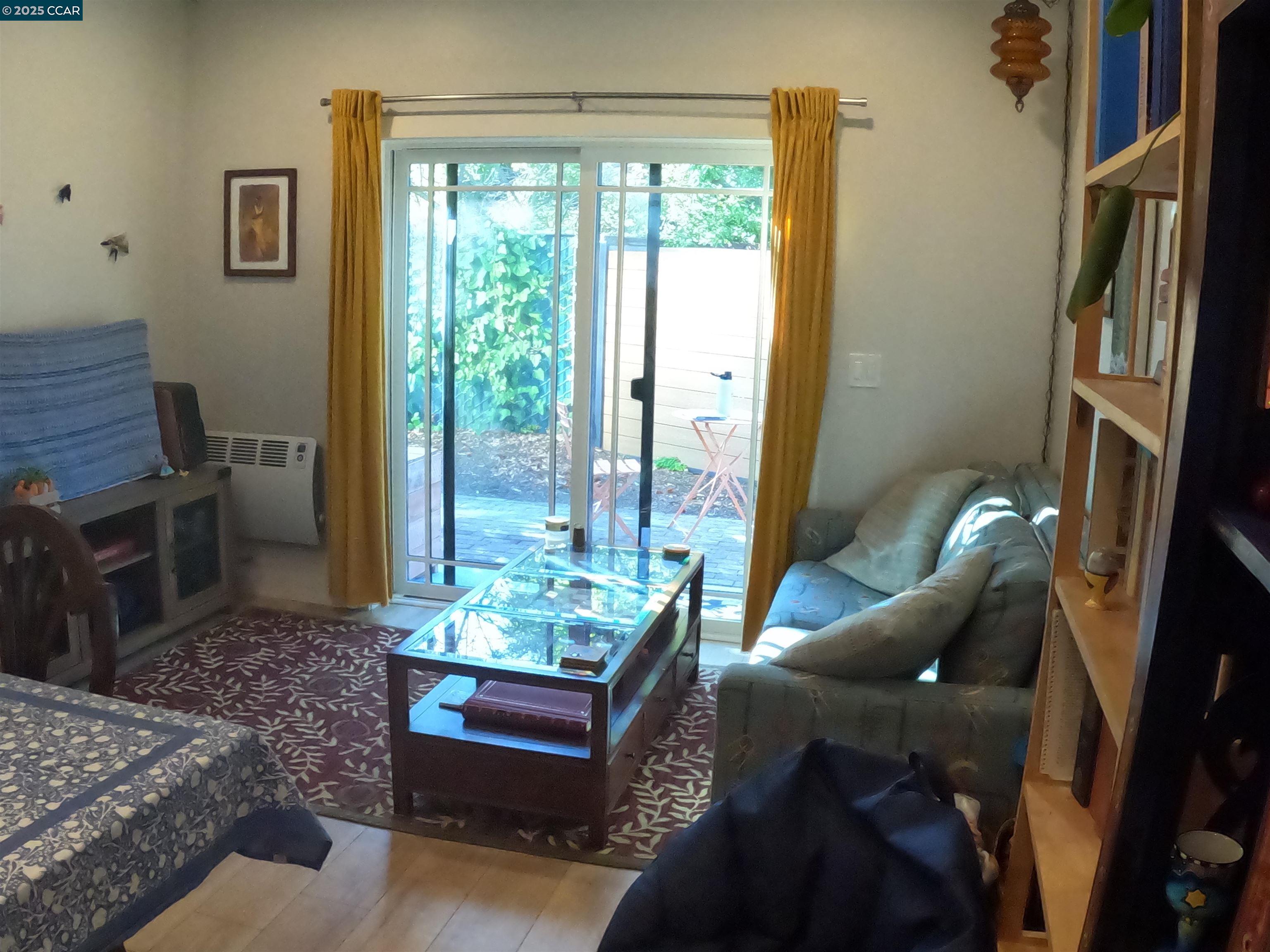 1329 Hopkins St # D, Berkeley, California 94702, 2 Bedrooms Bedrooms, ,1 BathroomBathrooms,Residential Lease,For Rent,1329 Hopkins St # D,41101611