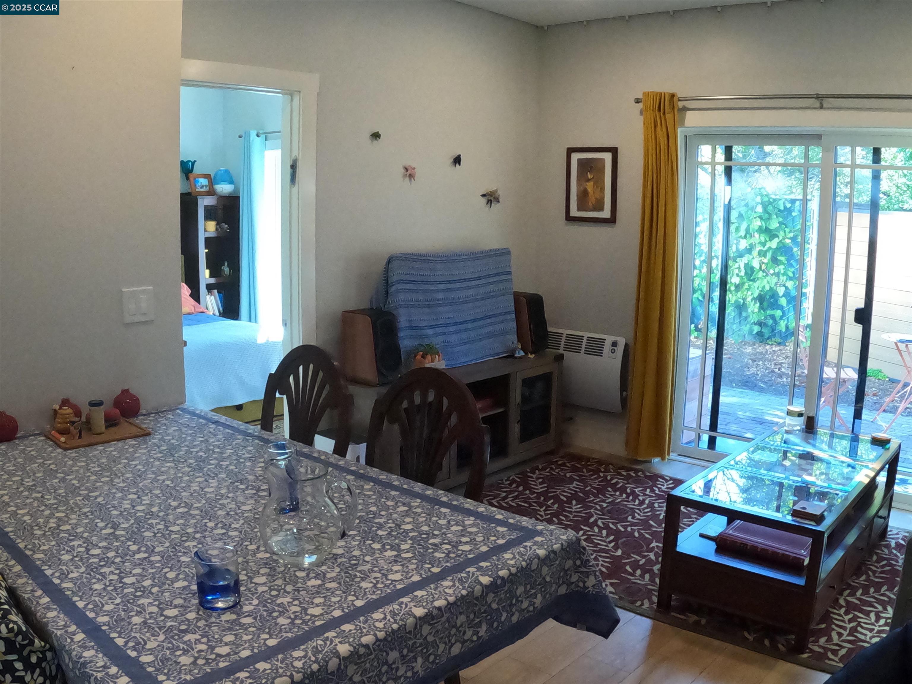 1329 Hopkins St # D, Berkeley, California 94702, 2 Bedrooms Bedrooms, ,1 BathroomBathrooms,Residential Lease,For Rent,1329 Hopkins St # D,41101611