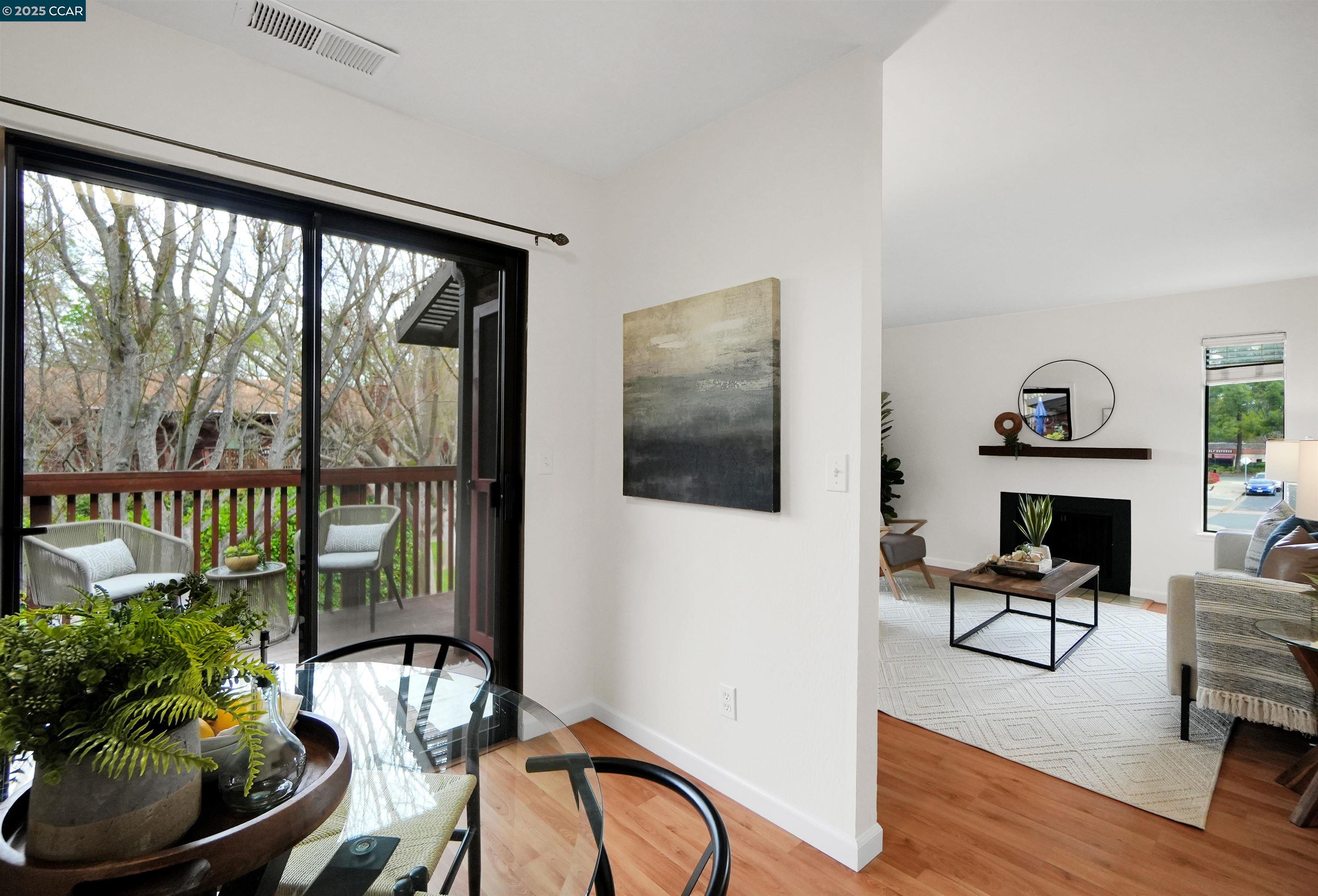 Photo #12: 41101612 Listing: Photo #12
