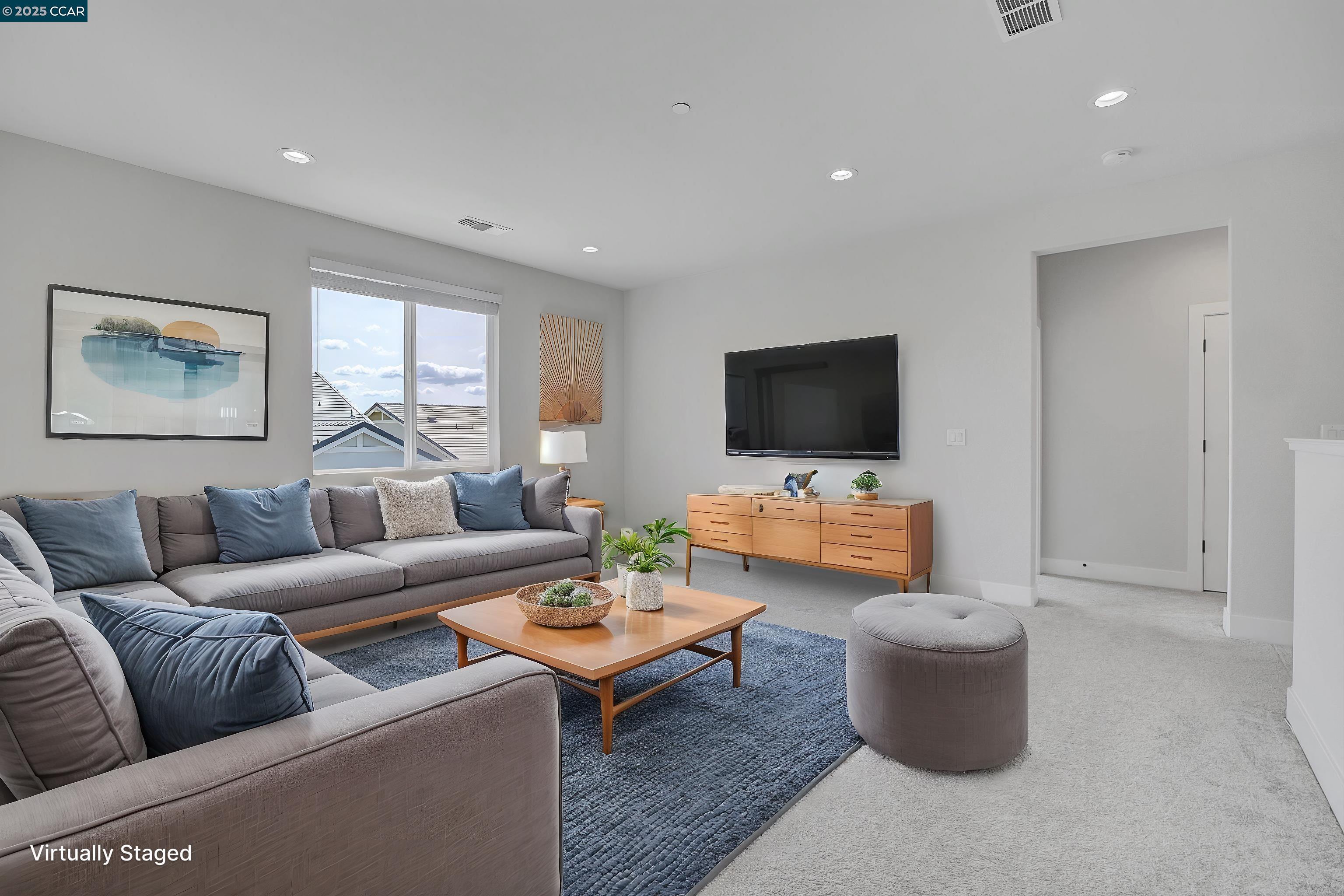 Detail Gallery Image 26 of 56 For 749 Hydrangea Dr, Vacaville,  CA 95687 - 4 Beds | 3/1 Baths