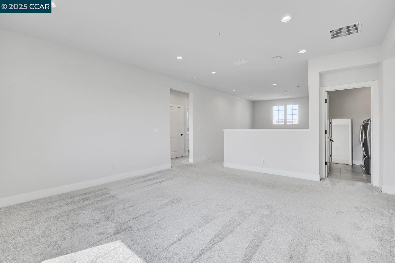 Detail Gallery Image 27 of 56 For 749 Hydrangea Dr, Vacaville,  CA 95687 - 4 Beds | 3/1 Baths