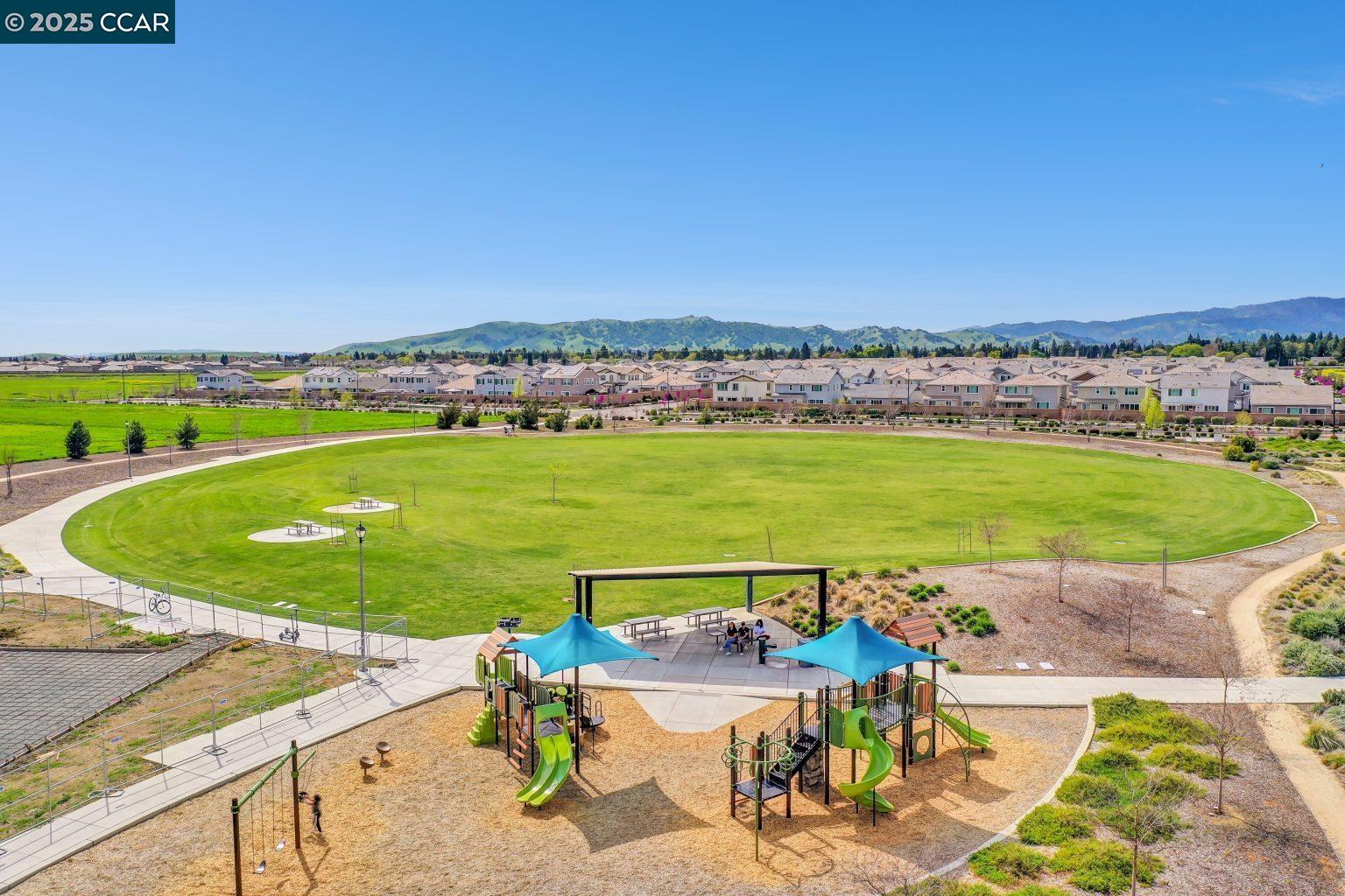 Detail Gallery Image 55 of 56 For 749 Hydrangea Dr, Vacaville,  CA 95687 - 4 Beds | 3/1 Baths