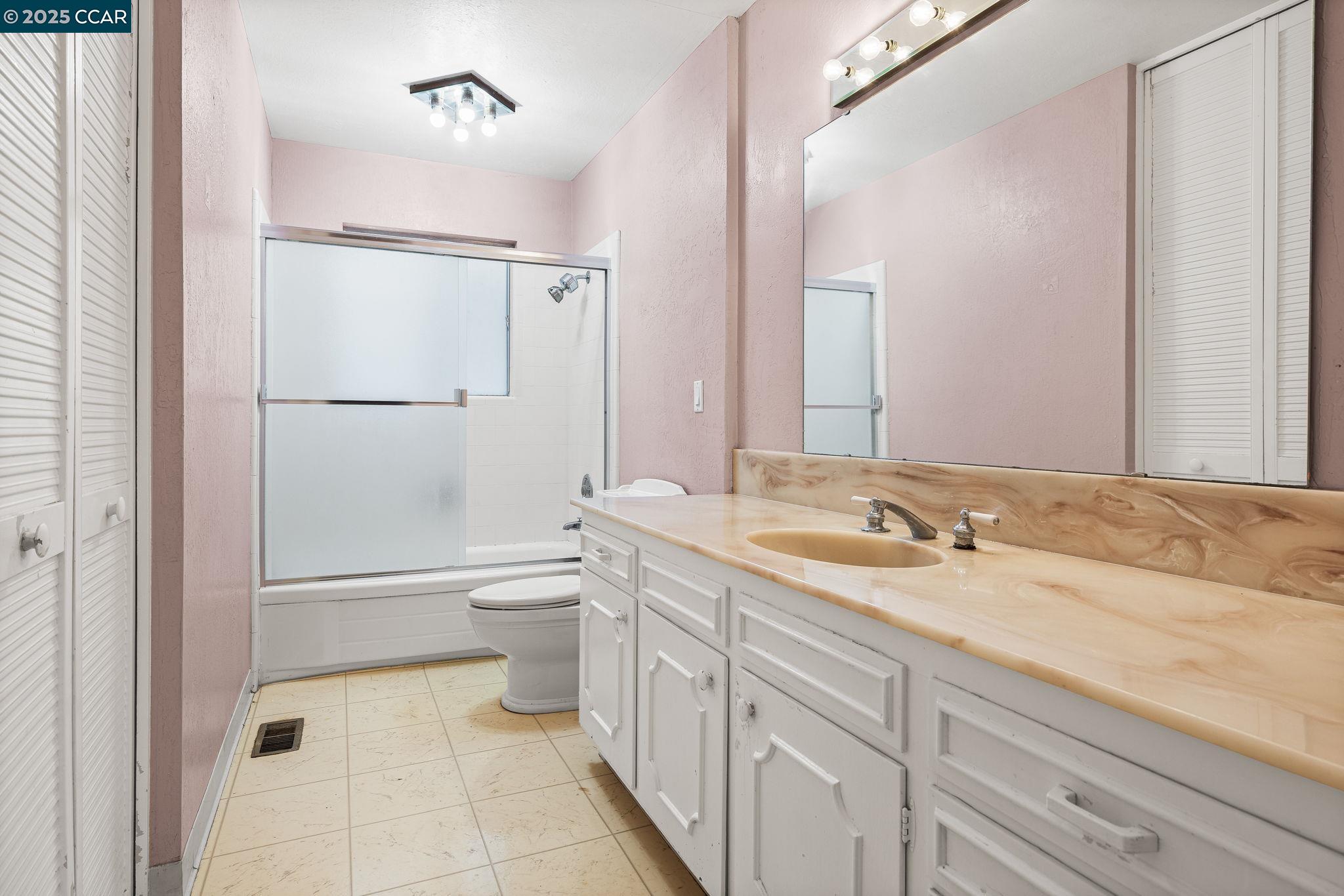 Detail Gallery Image 16 of 27 For 45 La Salle Dr, Moraga,  CA 94556 - 3 Beds | 2 Baths