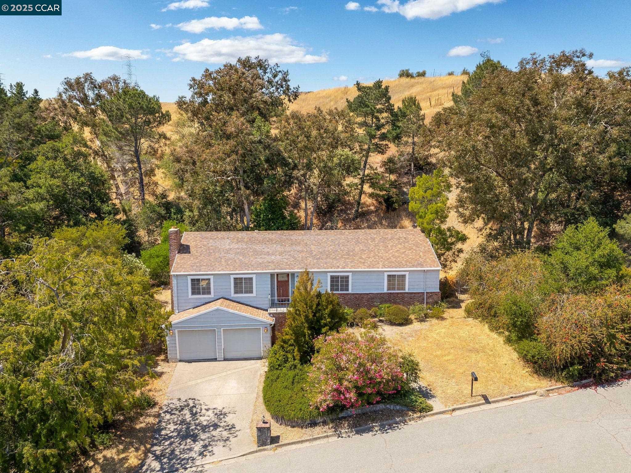 Detail Gallery Image 23 of 27 For 45 La Salle Dr, Moraga,  CA 94556 - 3 Beds | 2 Baths