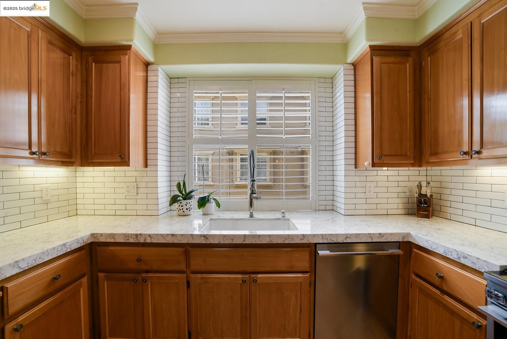 Detail Gallery Image 14 of 45 For 10859 Packard St #155,  Oakland,  CA 94603 - 2 Beds | 2/1 Baths