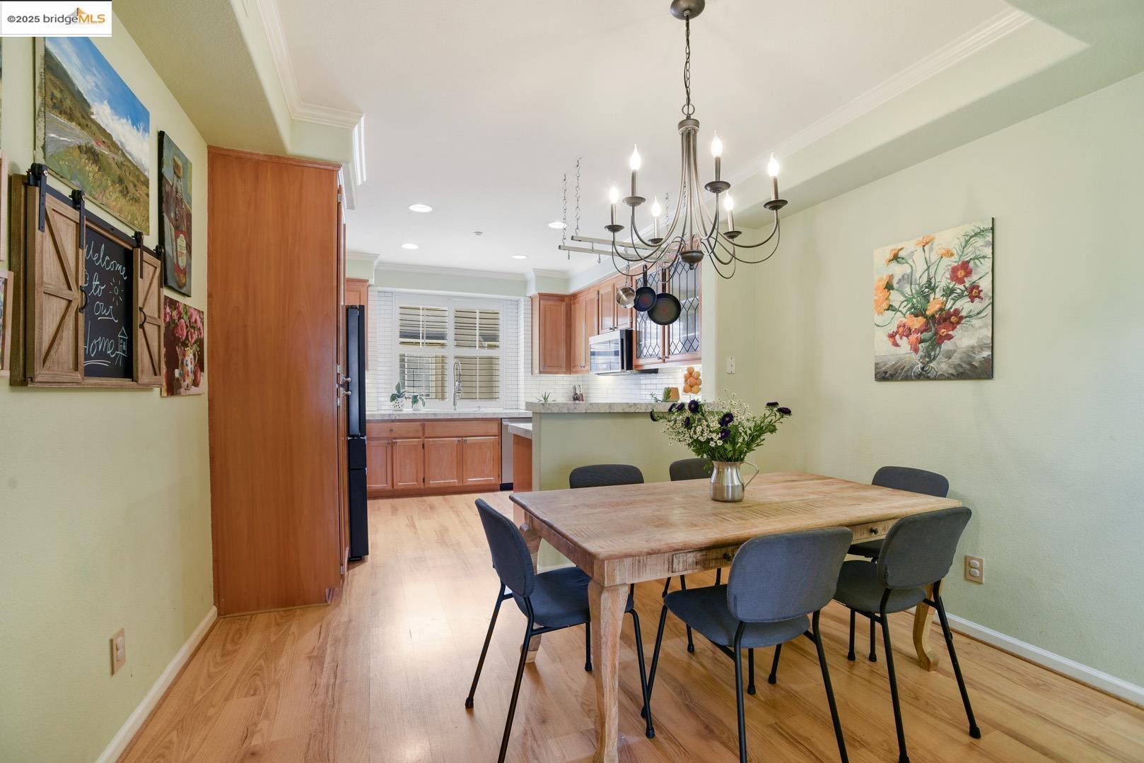 Detail Gallery Image 8 of 45 For 10859 Packard St #155,  Oakland,  CA 94603 - 2 Beds | 2/1 Baths