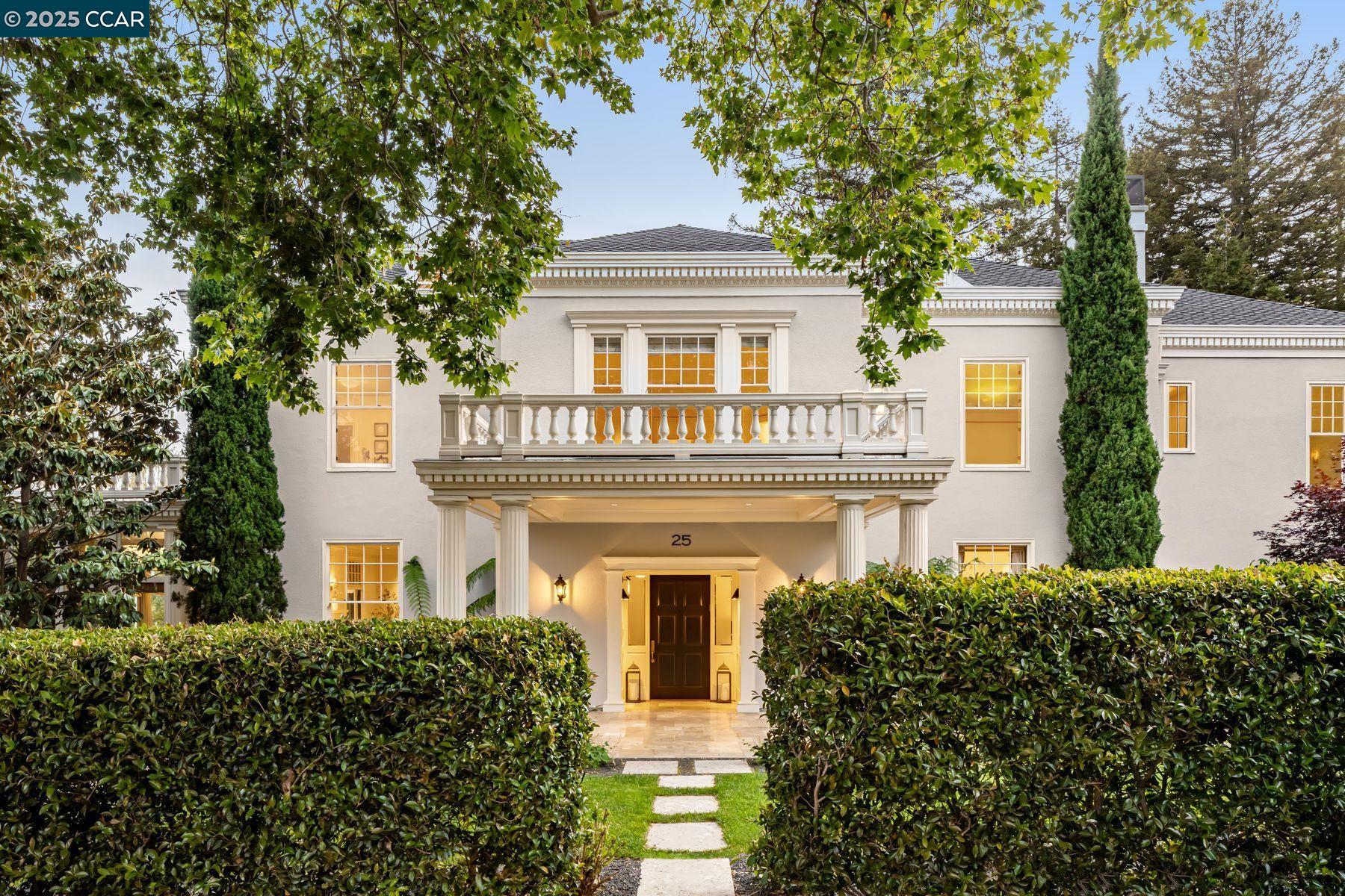 Detail Gallery Image 2 of 39 For 25 Crocker Ave, Piedmont,  CA 94611 - 8 Beds | 7/2 Baths