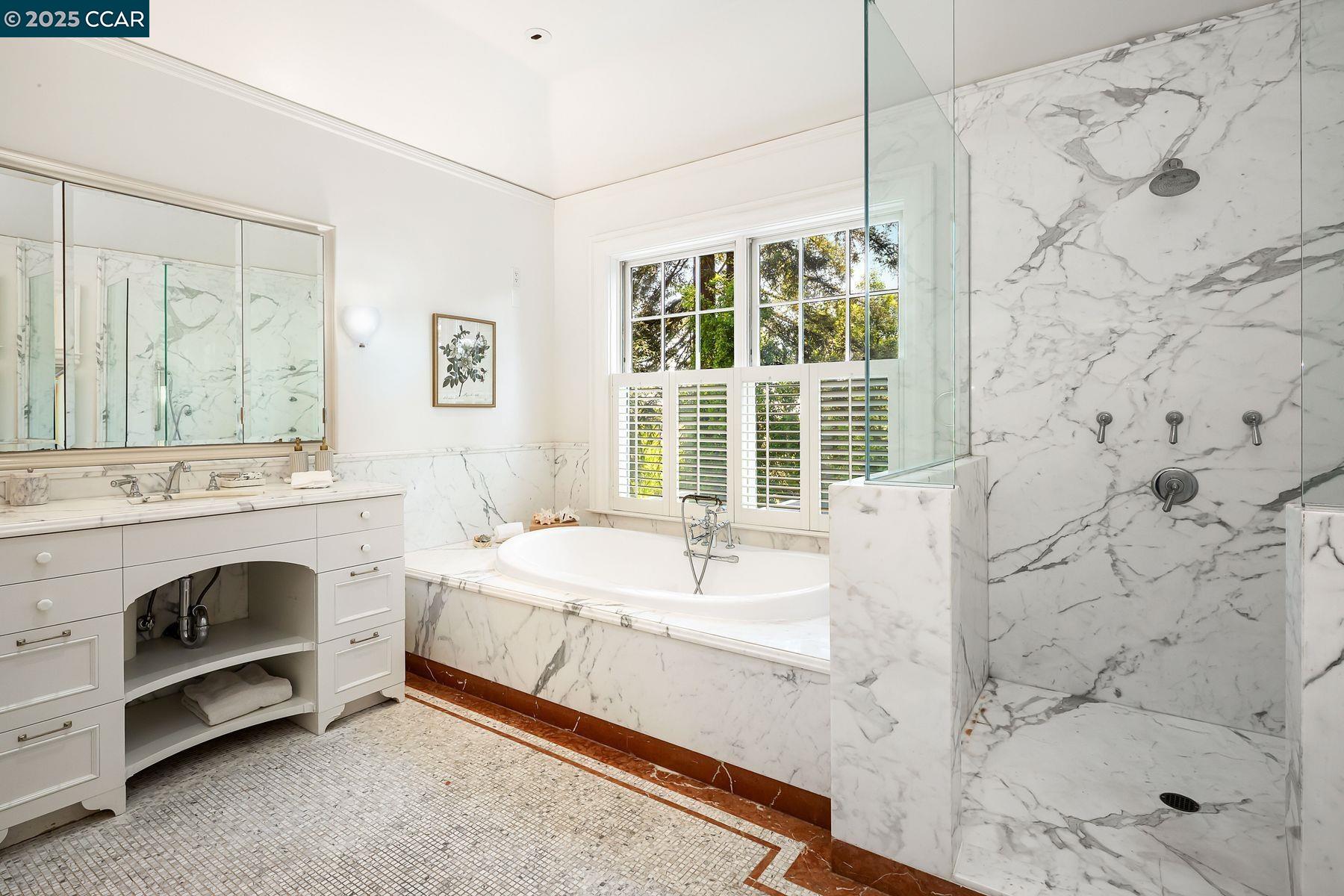 Detail Gallery Image 22 of 39 For 25 Crocker Ave, Piedmont,  CA 94611 - 8 Beds | 7/2 Baths
