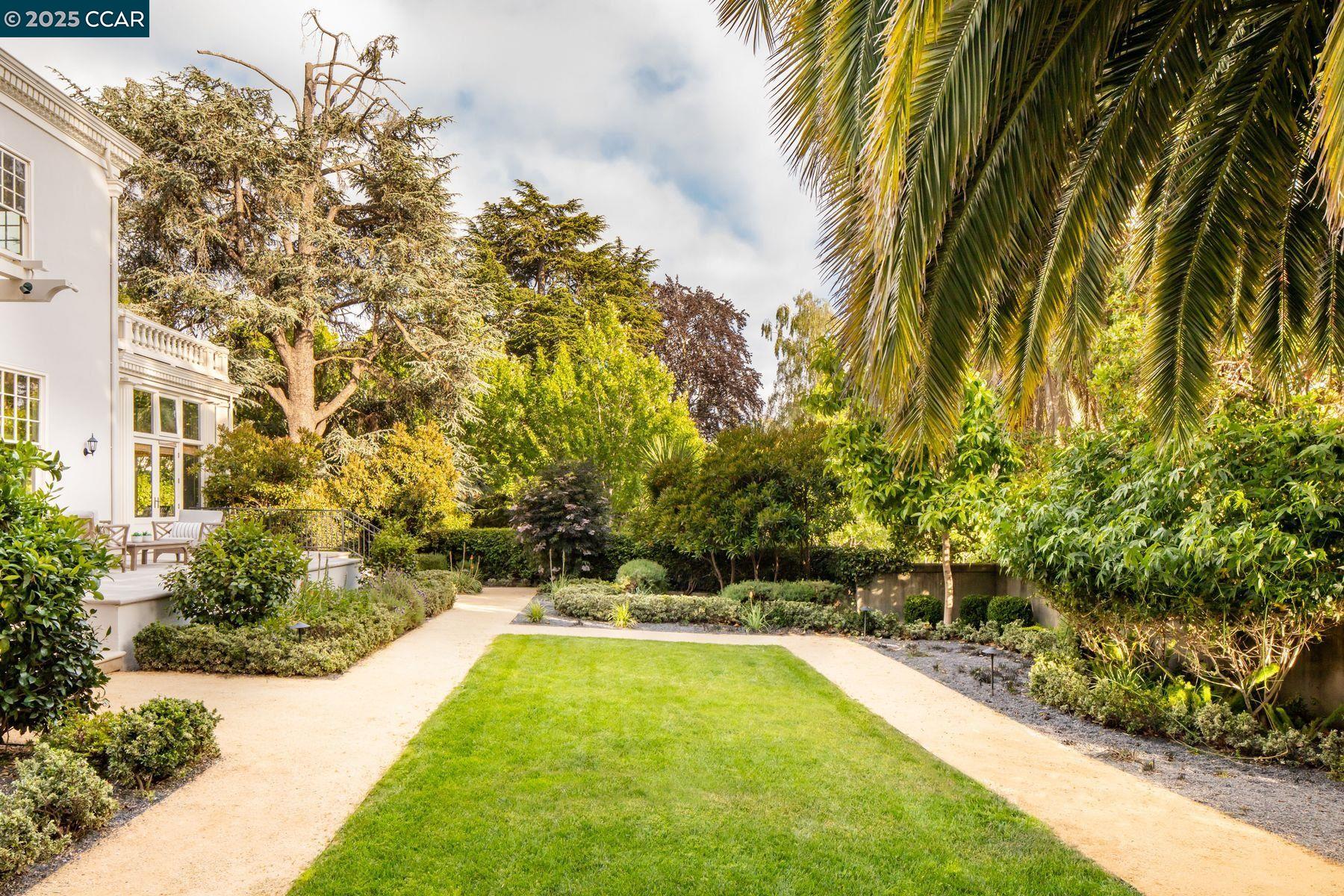 Detail Gallery Image 35 of 39 For 25 Crocker Ave, Piedmont,  CA 94611 - 8 Beds | 7/2 Baths