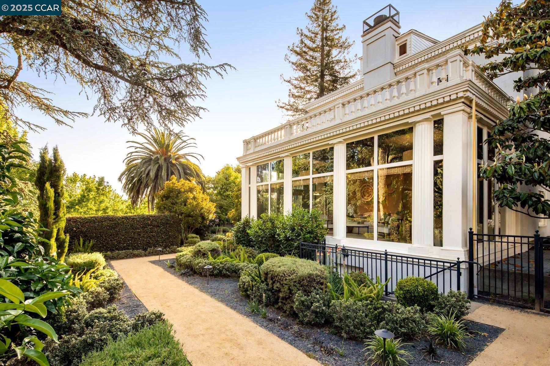 Detail Gallery Image 38 of 39 For 25 Crocker Ave, Piedmont,  CA 94611 - 8 Beds | 7/2 Baths