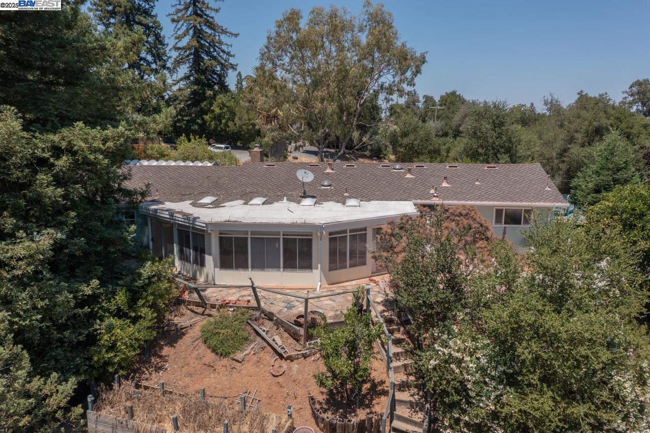 Detail Gallery Image 14 of 36 For 19394 Bainter Ave, Los Gatos,  CA 95030 - 3 Beds | 2 Baths