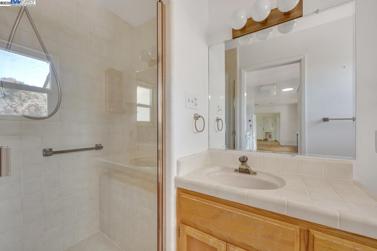 Detail Gallery Image 21 of 36 For 19394 Bainter Ave, Los Gatos,  CA 95030 - 3 Beds | 2 Baths