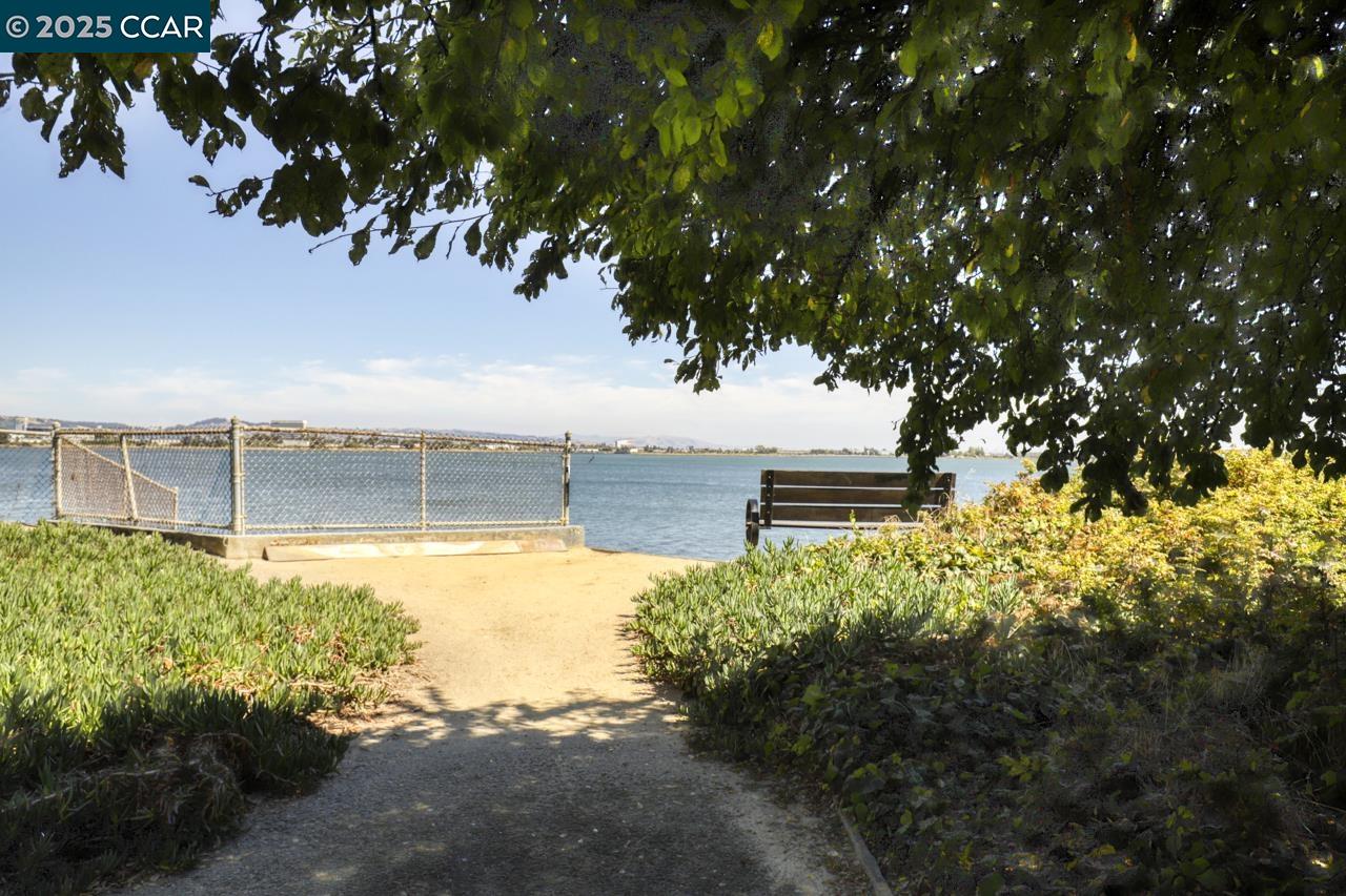 Detail Gallery Image 56 of 56 For 1349 Eastshore Dr, Alameda,  CA 94501 - 3 Beds | 3 Baths