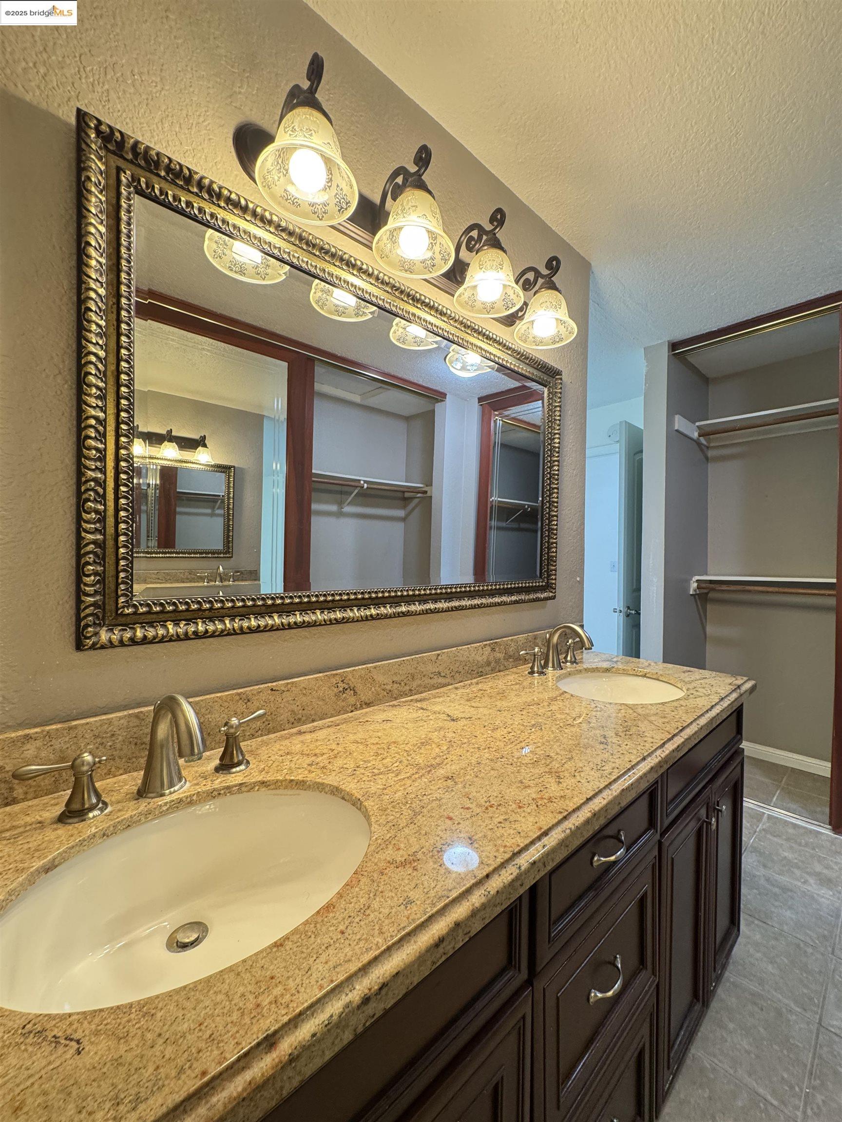 10 Sea Point Way, Pittsburg, California 94565, 3 Bedrooms Bedrooms, 7 Rooms Rooms,2 BathroomsBathrooms,Residential Lease,For Rent,10 Sea Point Way,41101646