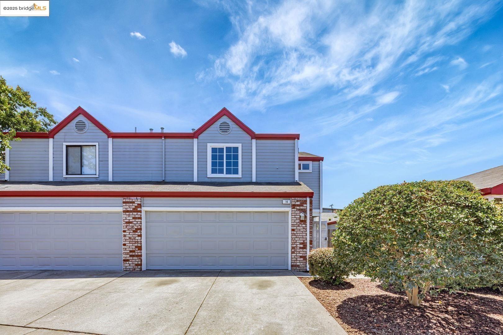 Browse active condo listings in EAST OAKLAND