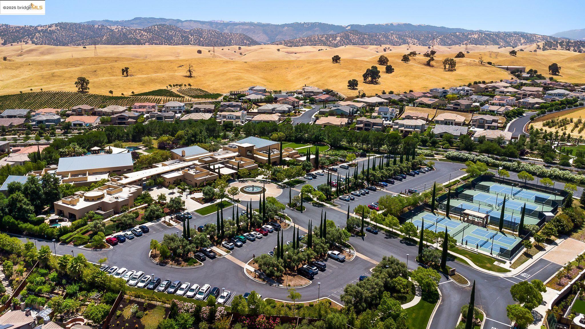 Detail Gallery Image 33 of 34 For 1627 Healing Rock Ct, Brentwood,  CA 94513 - 2 Beds | 2 Baths