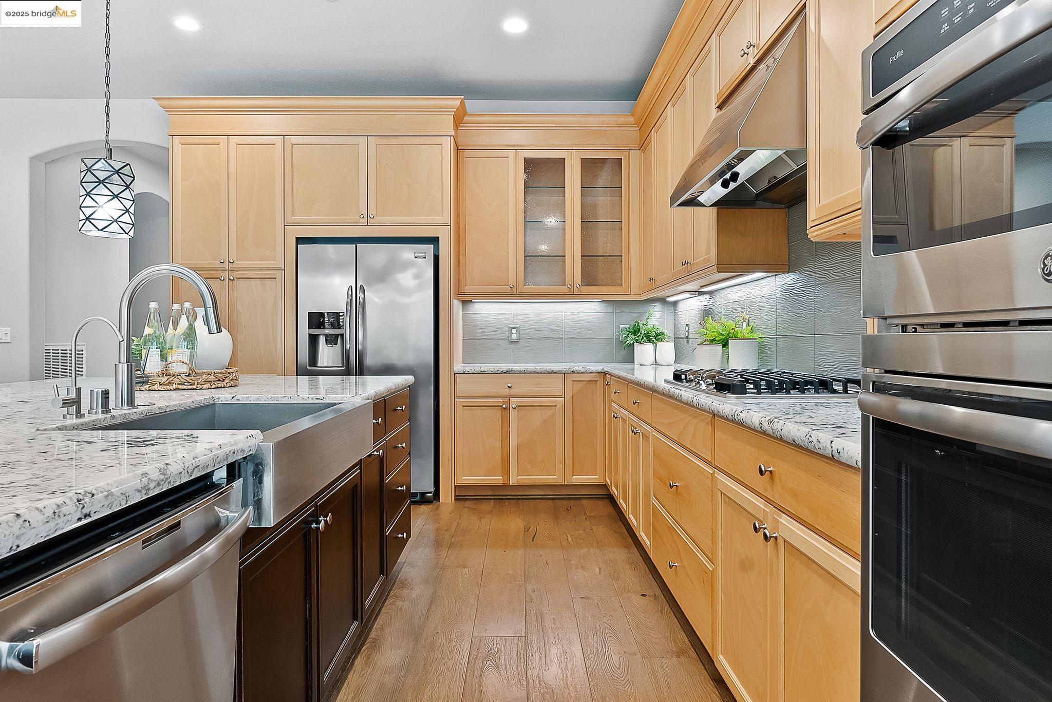 Detail Gallery Image 10 of 35 For 1627 Healing Rock Ct, Brentwood,  CA 94513 - 2 Beds | 2 Baths