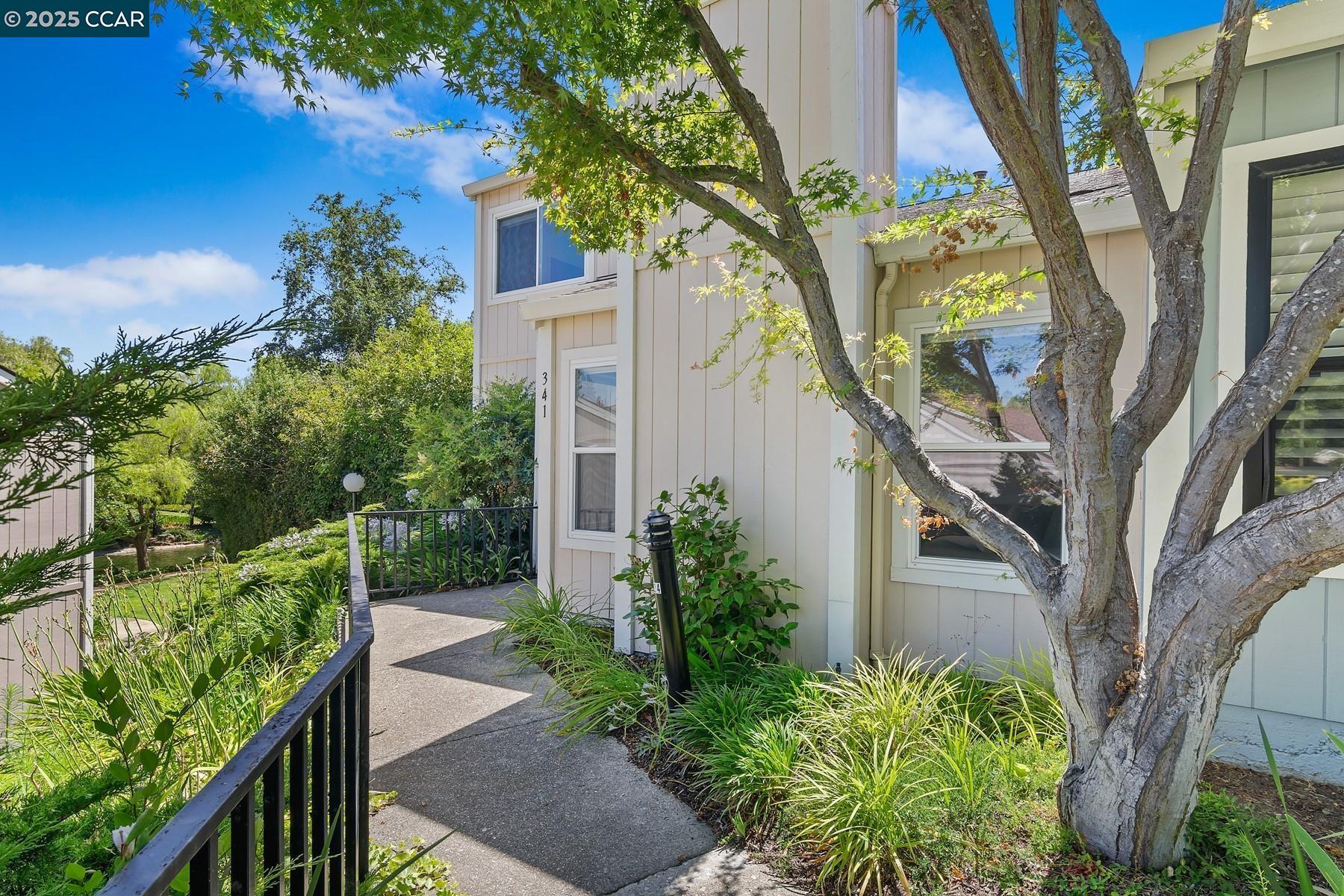 Photo #2: 41101658 Listing 