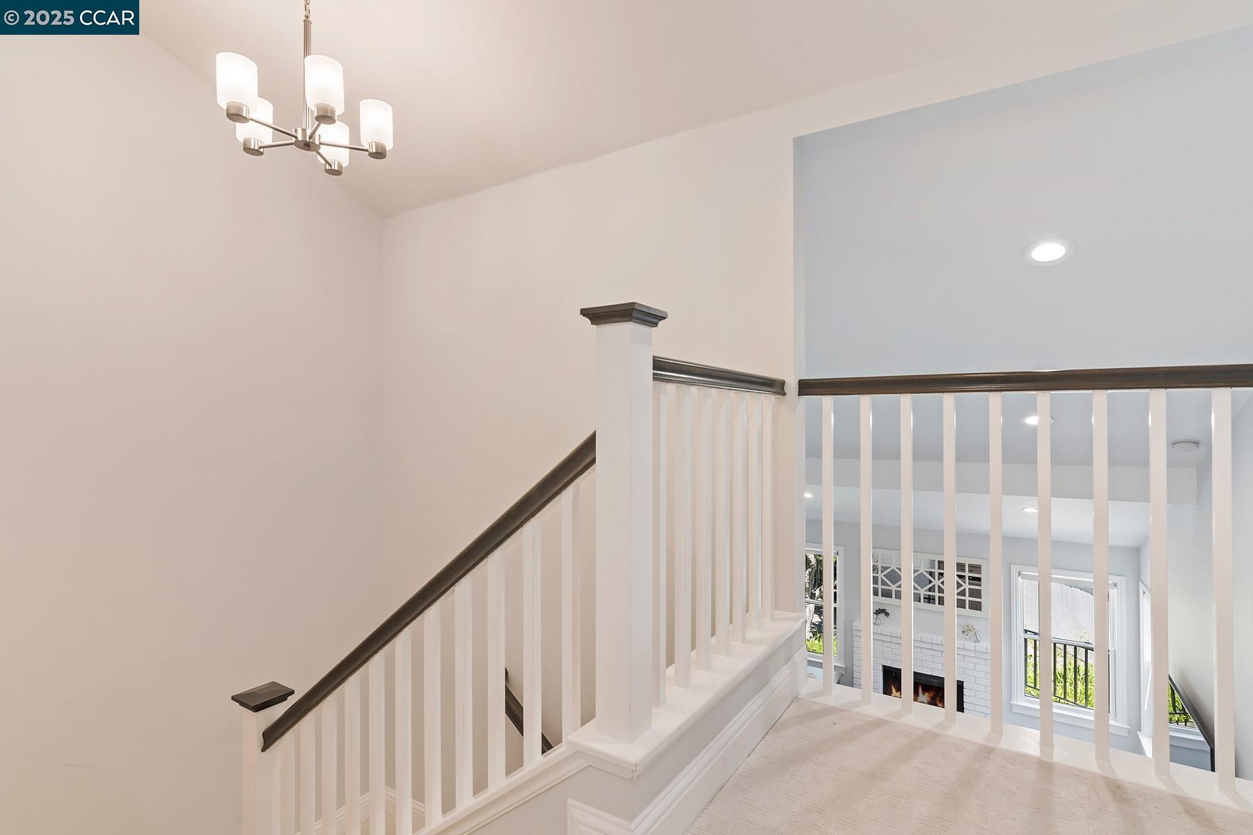 Detail Gallery Image 17 of 29 For 341 Scottsdale Rd., Pleasant Hill,  CA 94523-5117 - 3 Beds | 2/1 Baths