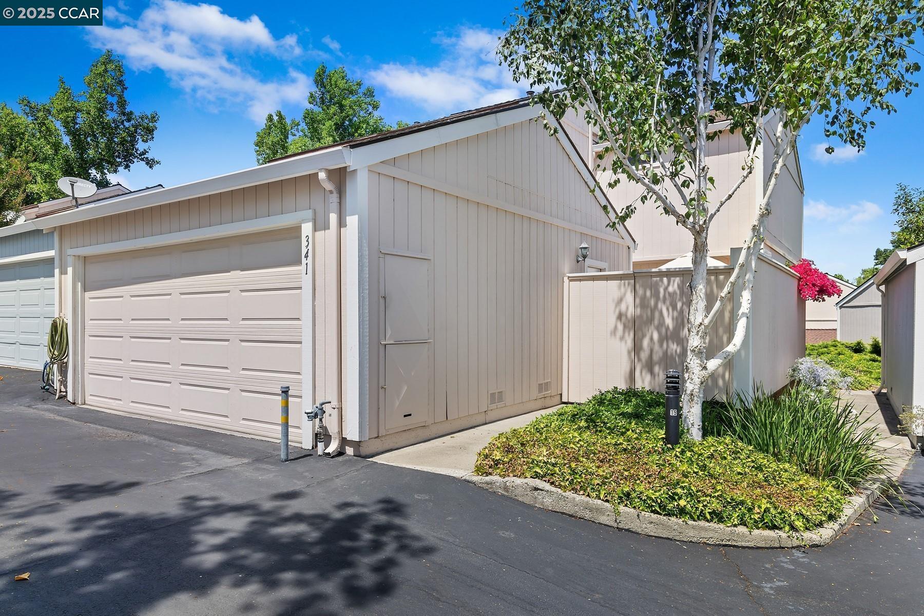 Photo #4: 41101658 Listing 