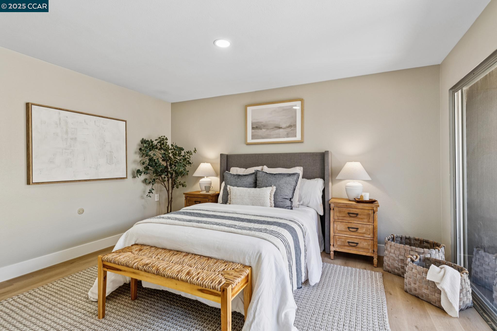 Detail Gallery Image 2 of 5 For 1736 Golden Rain Rd #2,  Walnut Creek,  CA 94595 - 2 Beds | 2 Baths