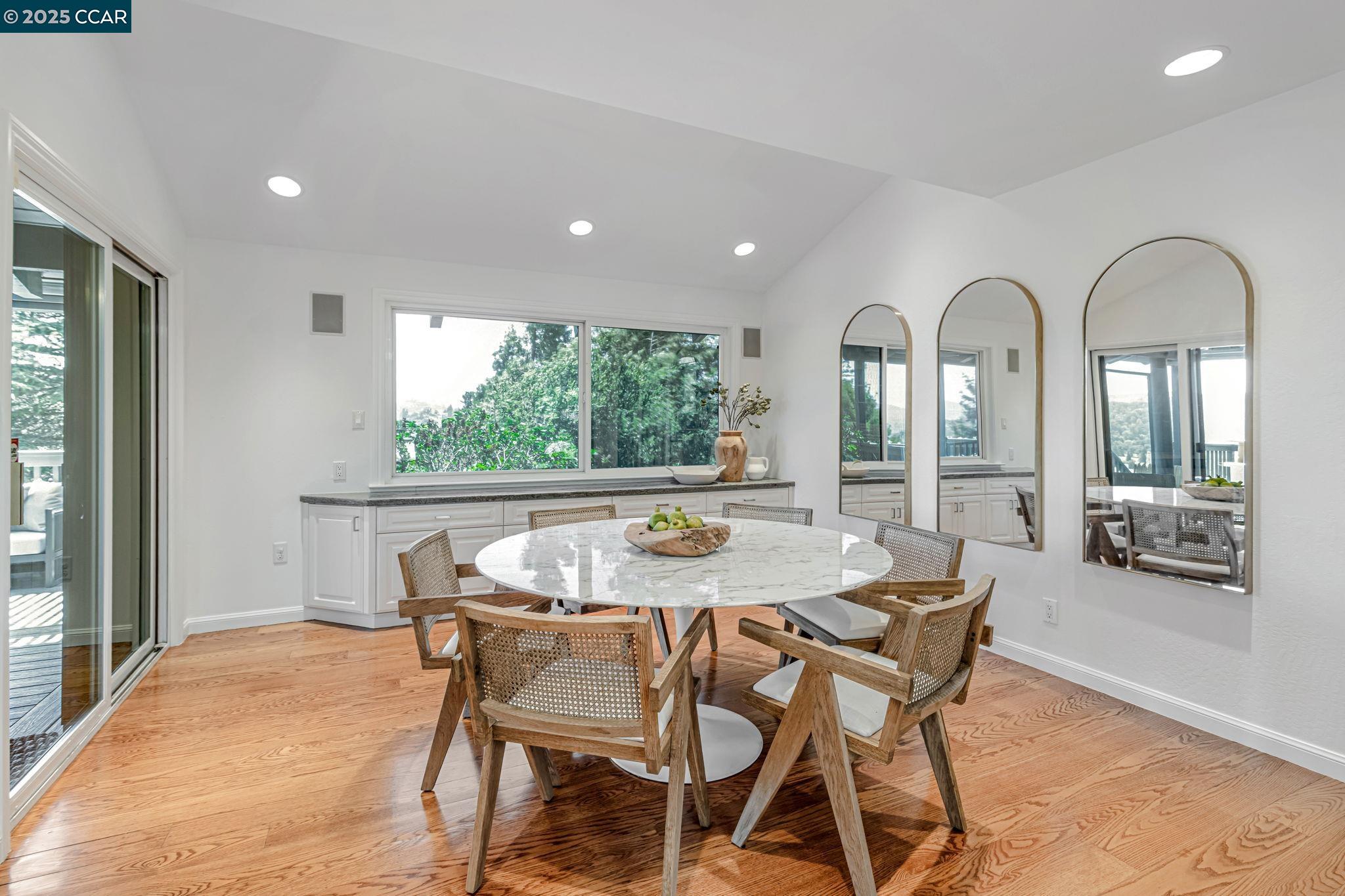 Detail Gallery Image 17 of 60 For 1960 Joseph Dr, Moraga,  CA 94556 - 5 Beds | 2/1 Baths