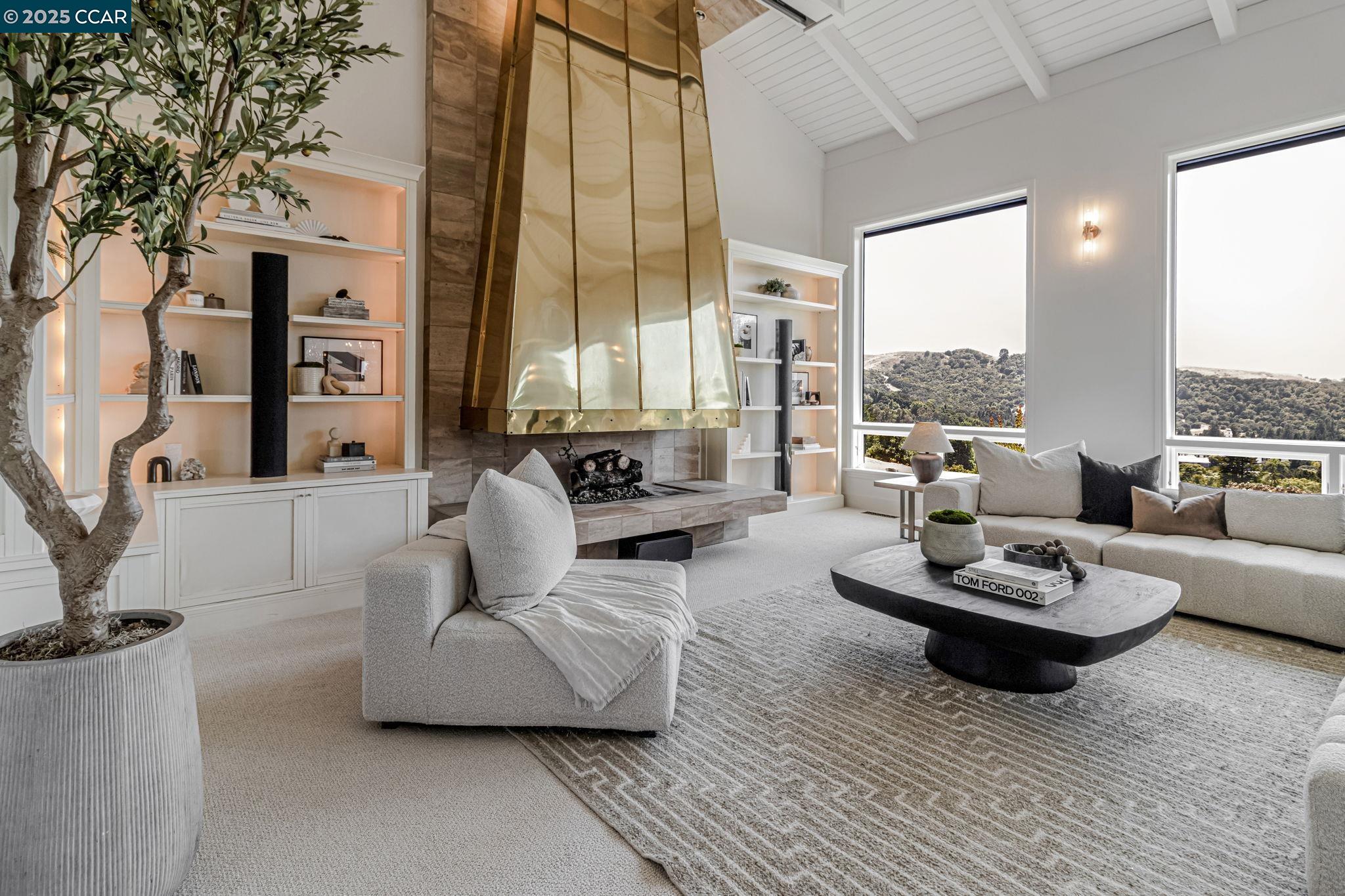 Detail Gallery Image 5 of 60 For 1960 Joseph Dr, Moraga,  CA 94556 - 5 Beds | 2/1 Baths
