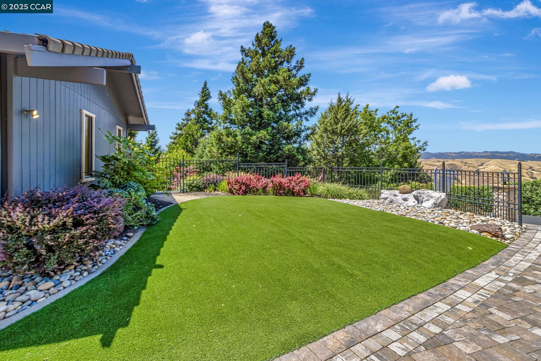 Detail Gallery Image 50 of 60 For 1960 Joseph Dr, Moraga,  CA 94556 - 5 Beds | 2/1 Baths