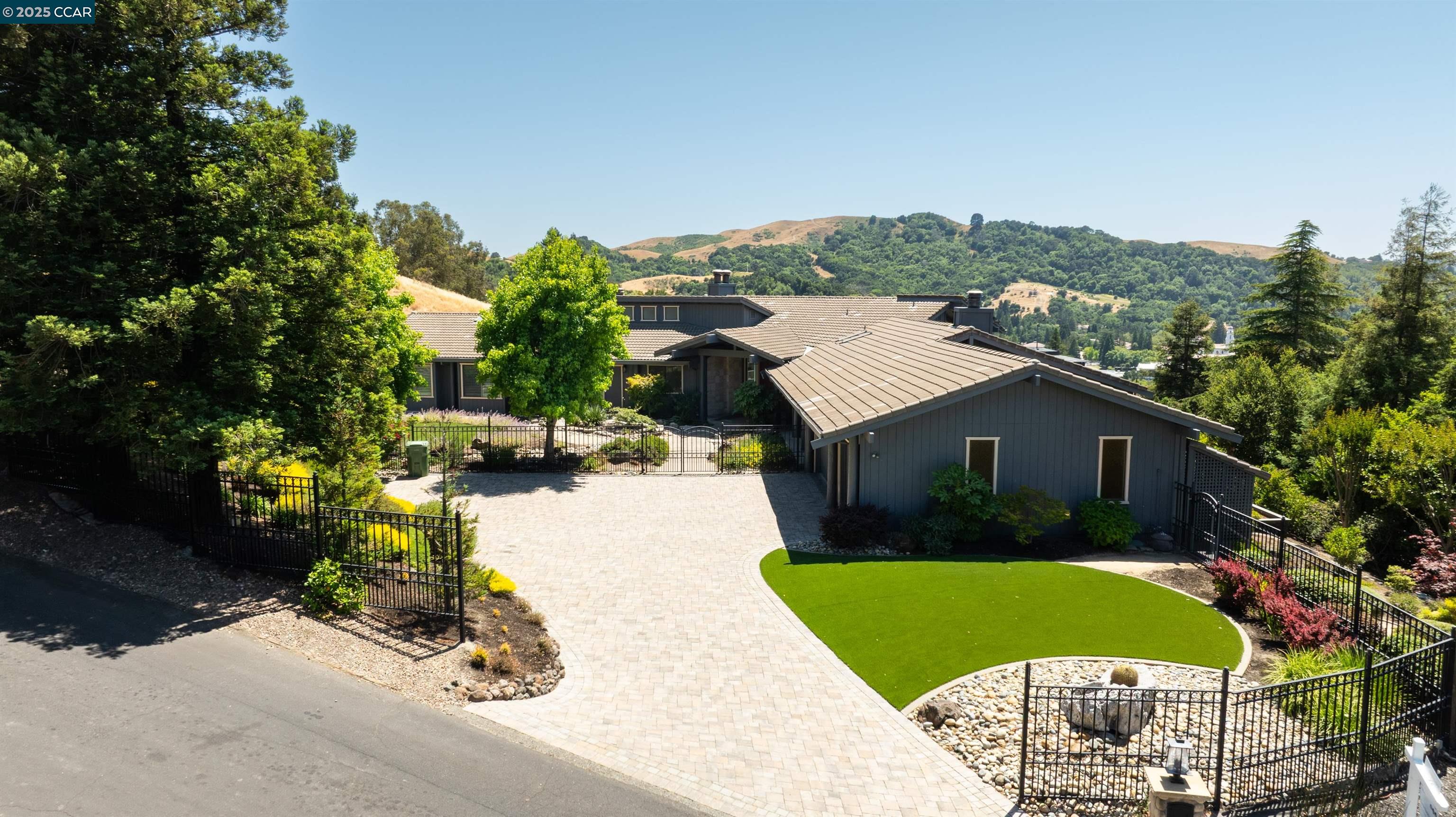 Detail Gallery Image 58 of 60 For 1960 Joseph Dr, Moraga,  CA 94556 - 5 Beds | 2/1 Baths