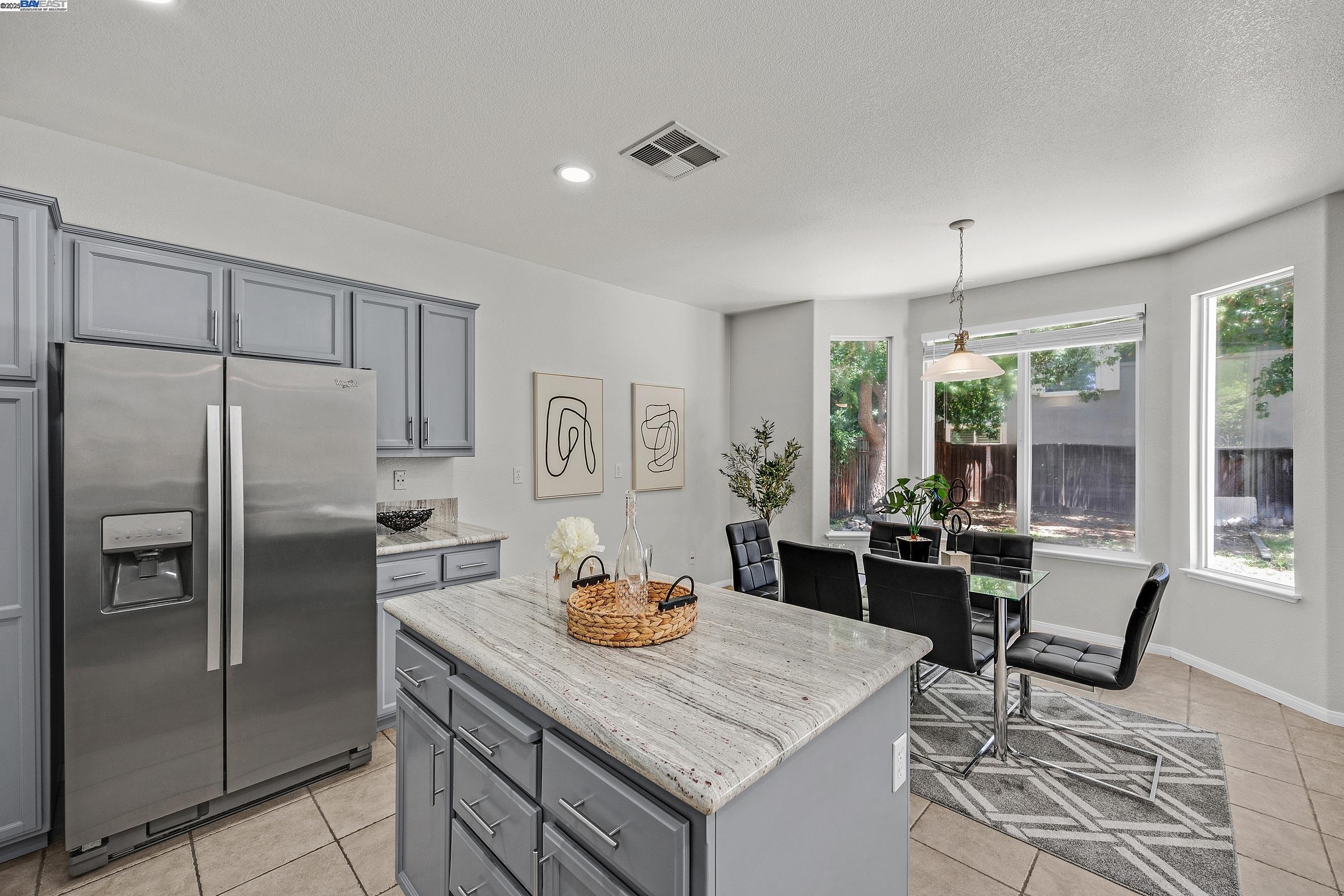 Detail Gallery Image 14 of 58 For 2662 Pyramid Dr, Tracy,  CA 95304 - 4 Beds | 2/1 Baths