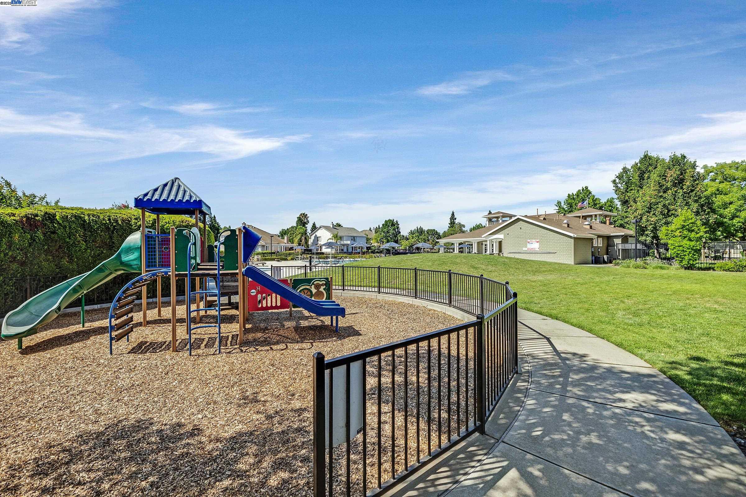 Detail Gallery Image 39 of 58 For 2662 Pyramid Dr, Tracy,  CA 95304 - 4 Beds | 2/1 Baths