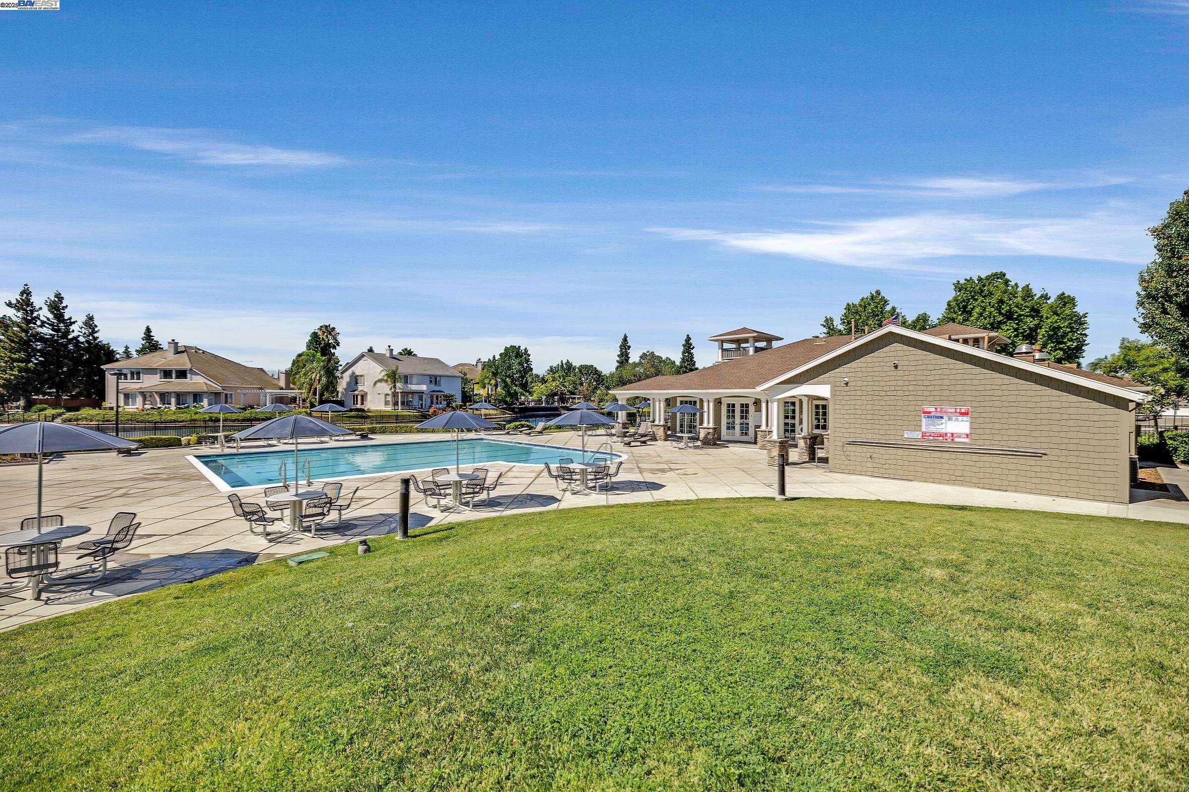 Detail Gallery Image 41 of 58 For 2662 Pyramid Dr, Tracy,  CA 95304 - 4 Beds | 2/1 Baths
