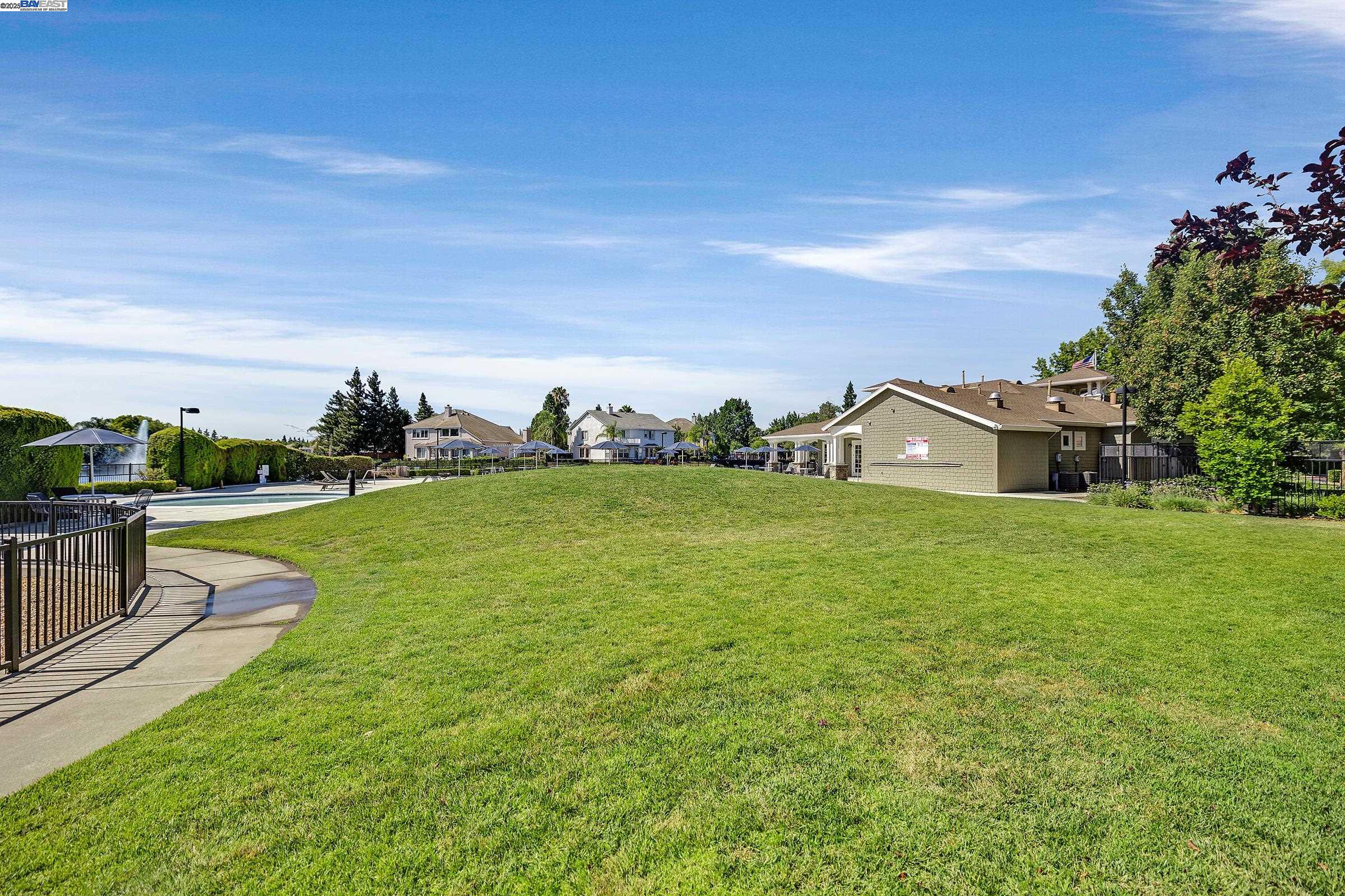 Detail Gallery Image 44 of 58 For 2662 Pyramid Dr, Tracy,  CA 95304 - 4 Beds | 2/1 Baths