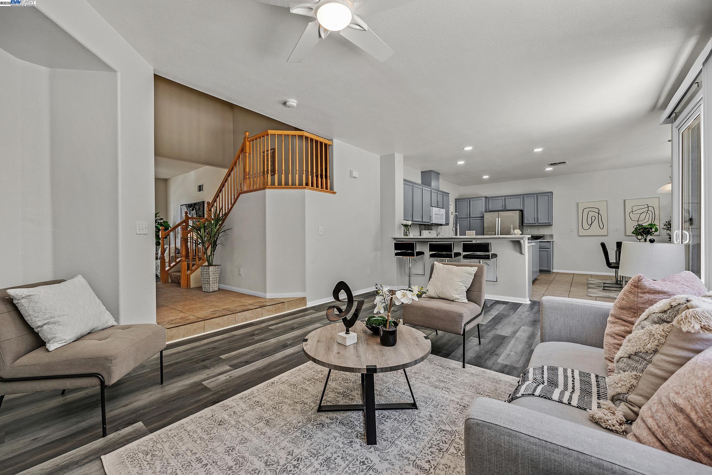 Detail Gallery Image 7 of 58 For 2662 Pyramid Dr, Tracy,  CA 95304 - 4 Beds | 2/1 Baths