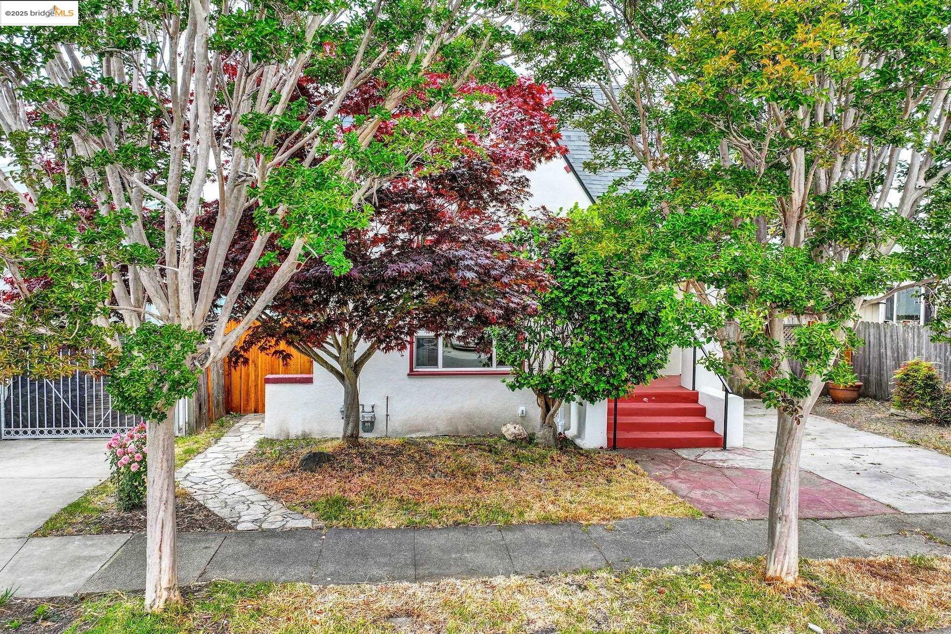 Detail Gallery Image 2 of 58 For 971 34th St, Richmond,  CA 94805 - 4 Beds | 2 Baths