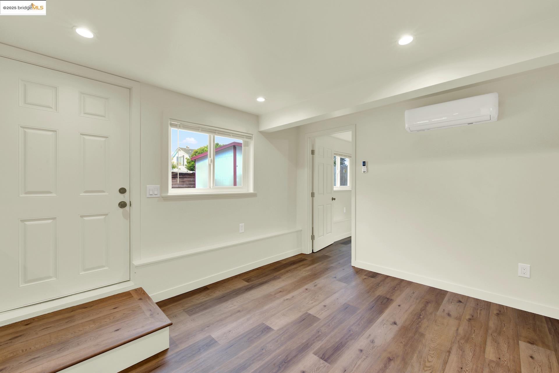 Detail Gallery Image 42 of 58 For 971 34th St, Richmond,  CA 94805 - 4 Beds | 2 Baths