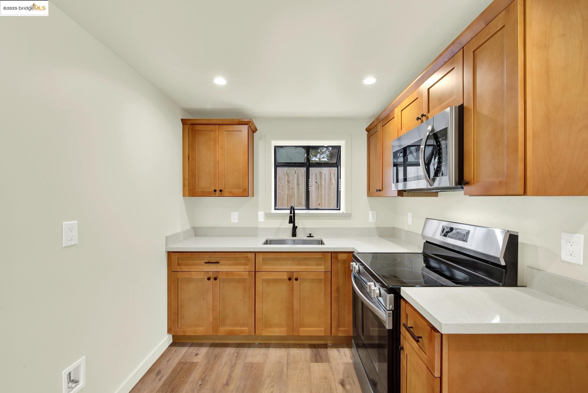 Detail Gallery Image 47 of 58 For 971 34th St, Richmond,  CA 94805 - 4 Beds | 2 Baths